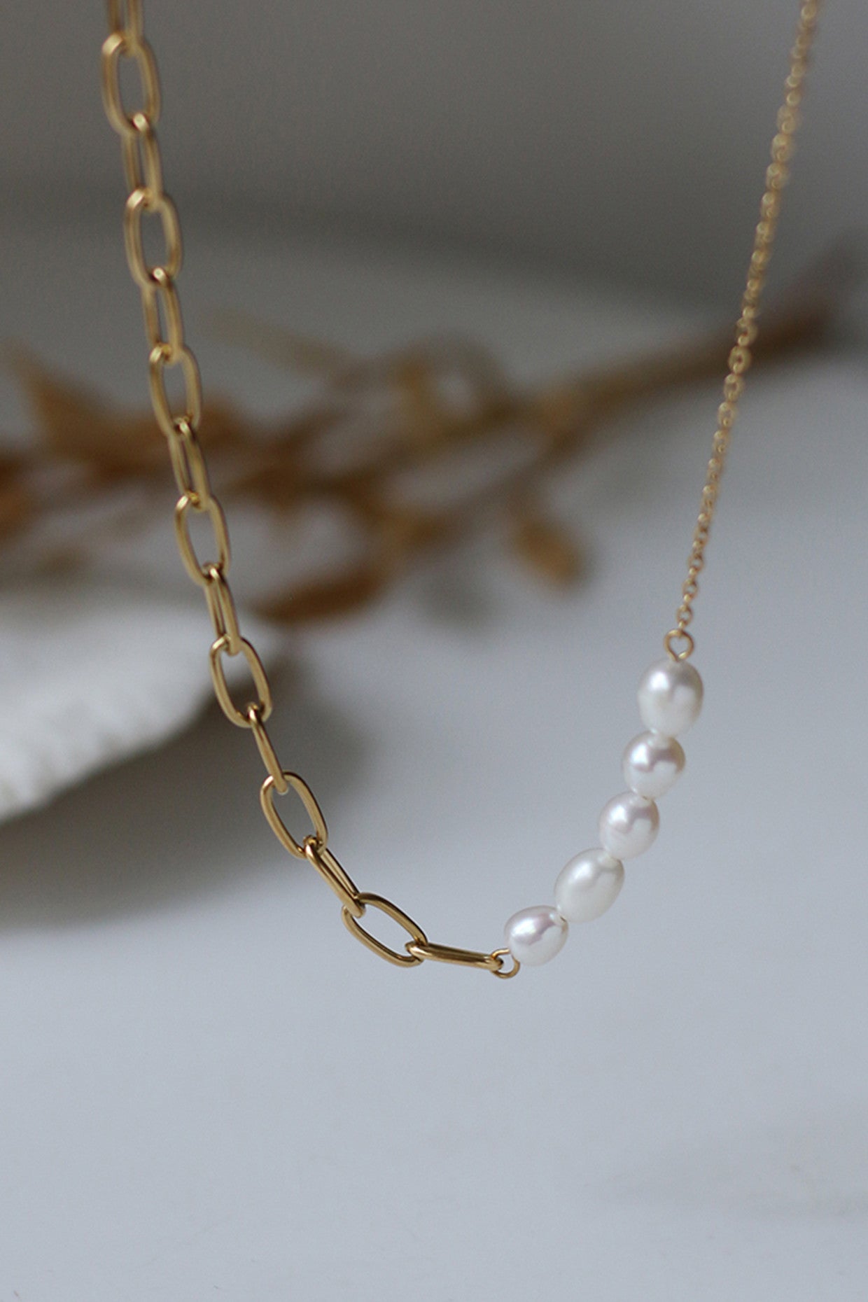 18kt Pearl and Chain Link Necklace