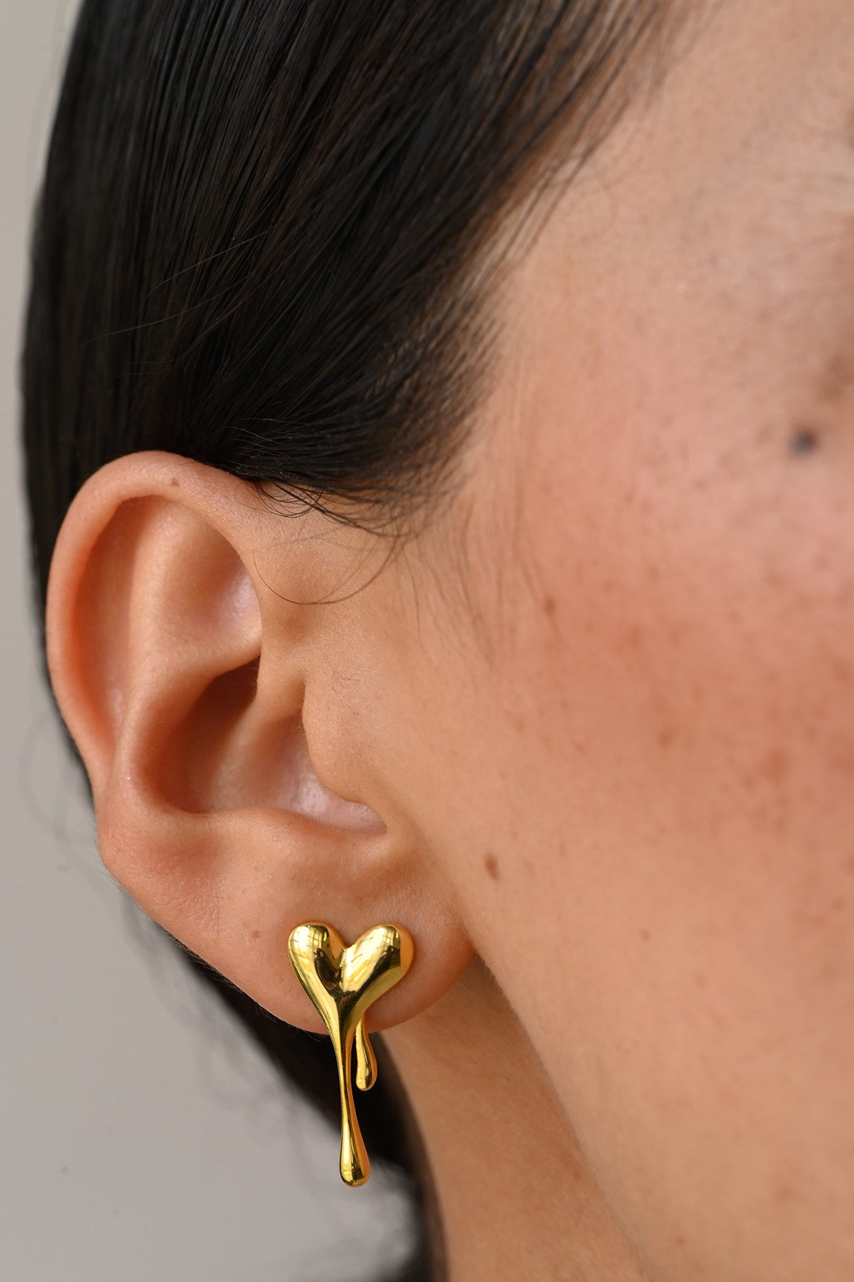 18kt Gold Plated Melting Heart Earrings