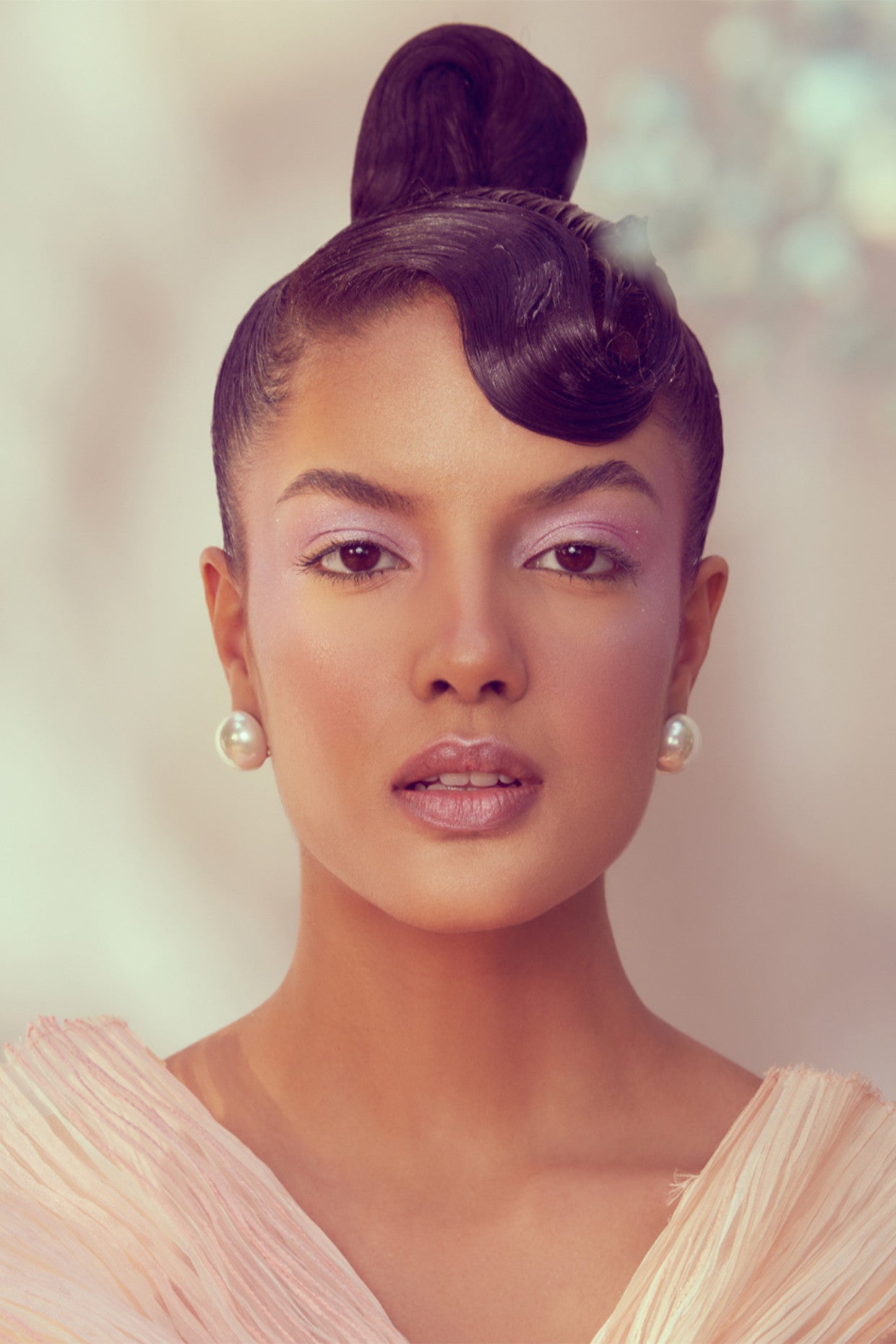 20mm Pearl Studs Earrings White 18Kt Gold-Plated