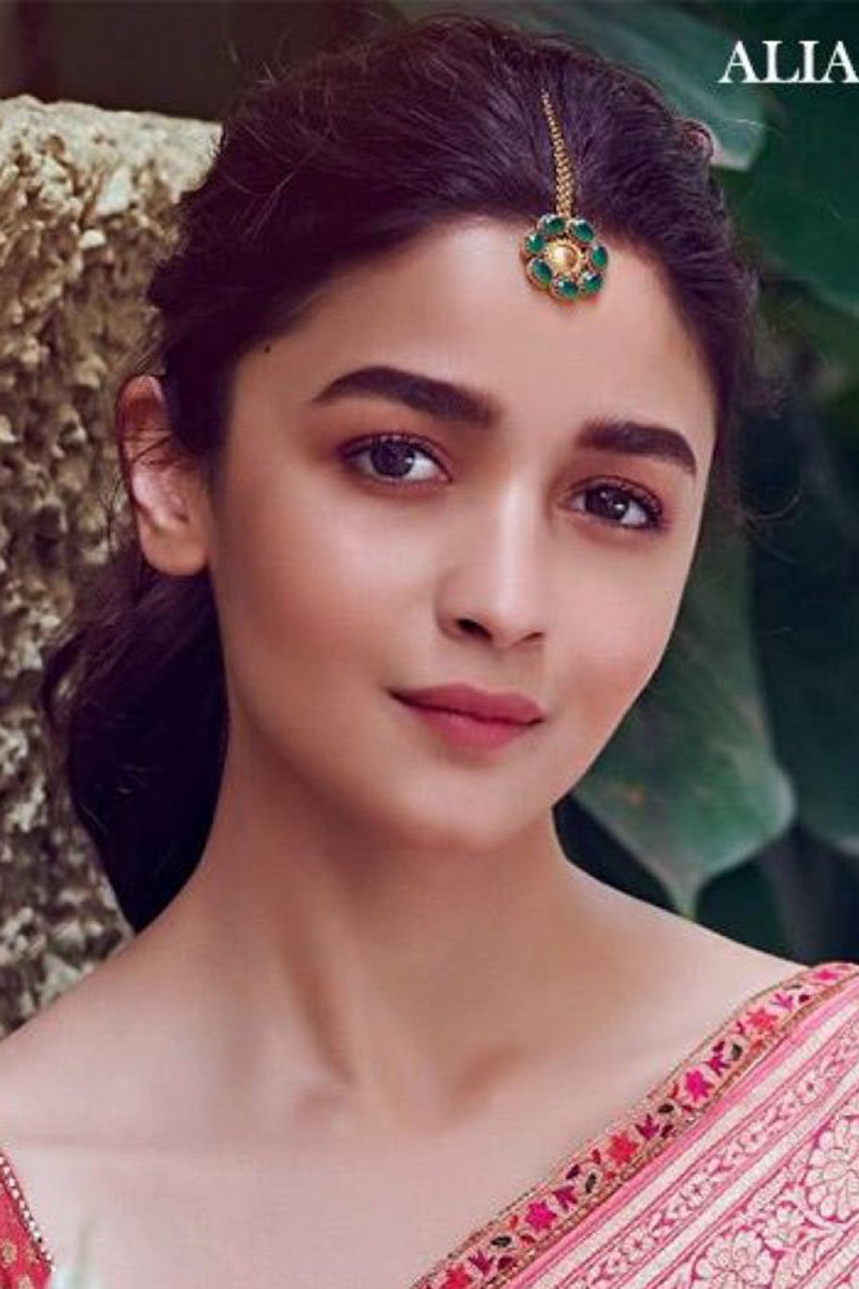 22kt Gold Plated Flat Chain Green Crystal Maangtika