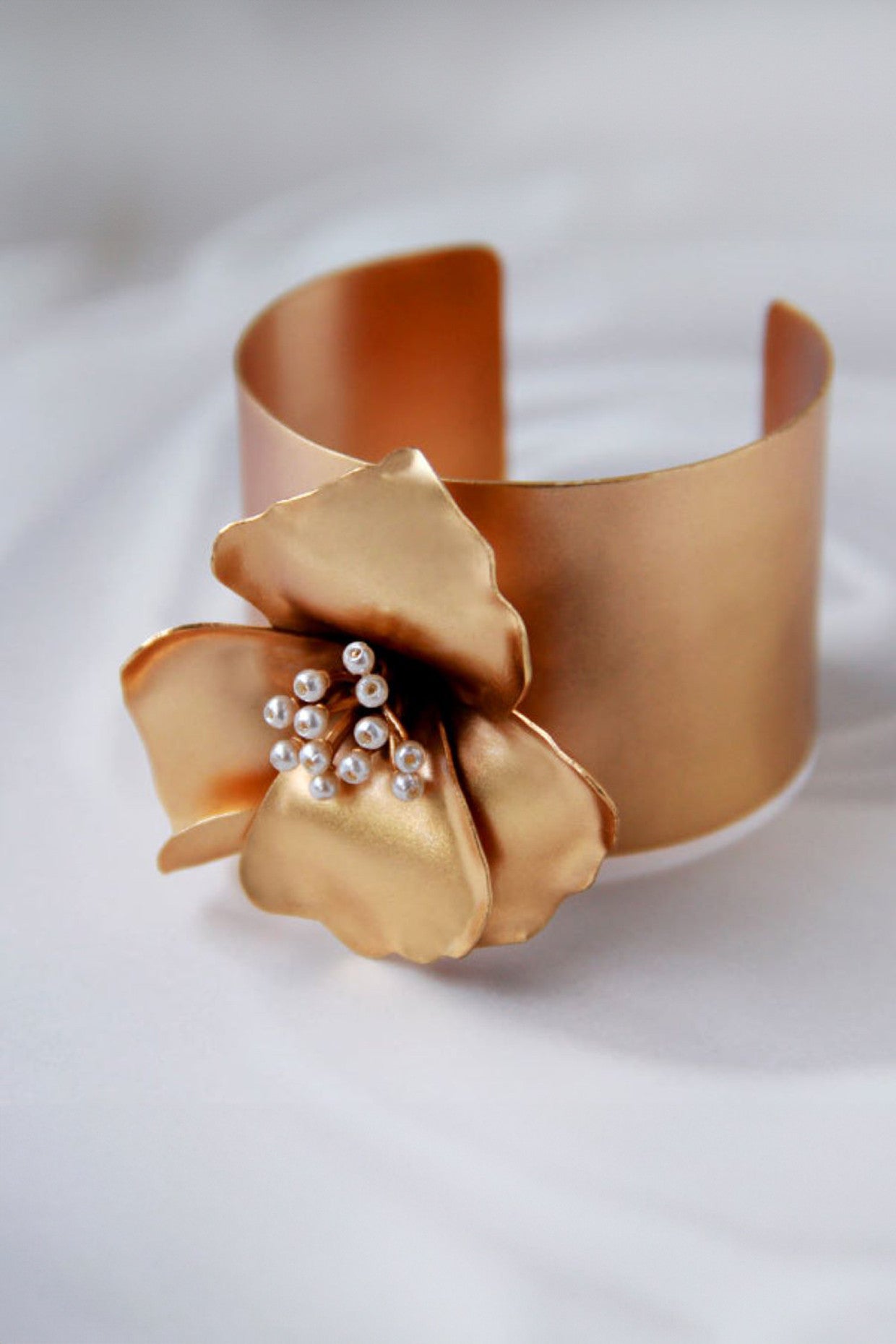 22kt Gold Plated Gardenia Broad Cuff