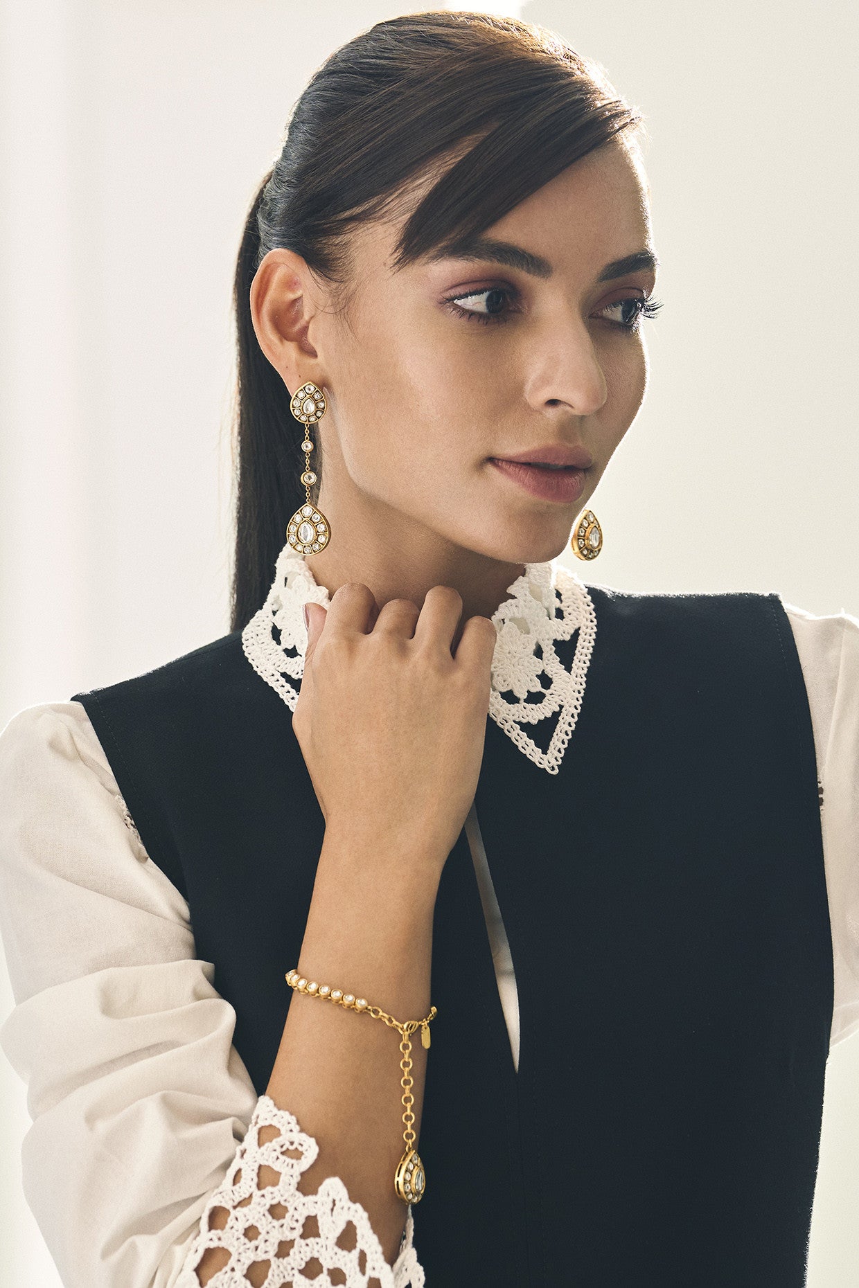 22kt Gold Plated Rosa Kundan Bracelet