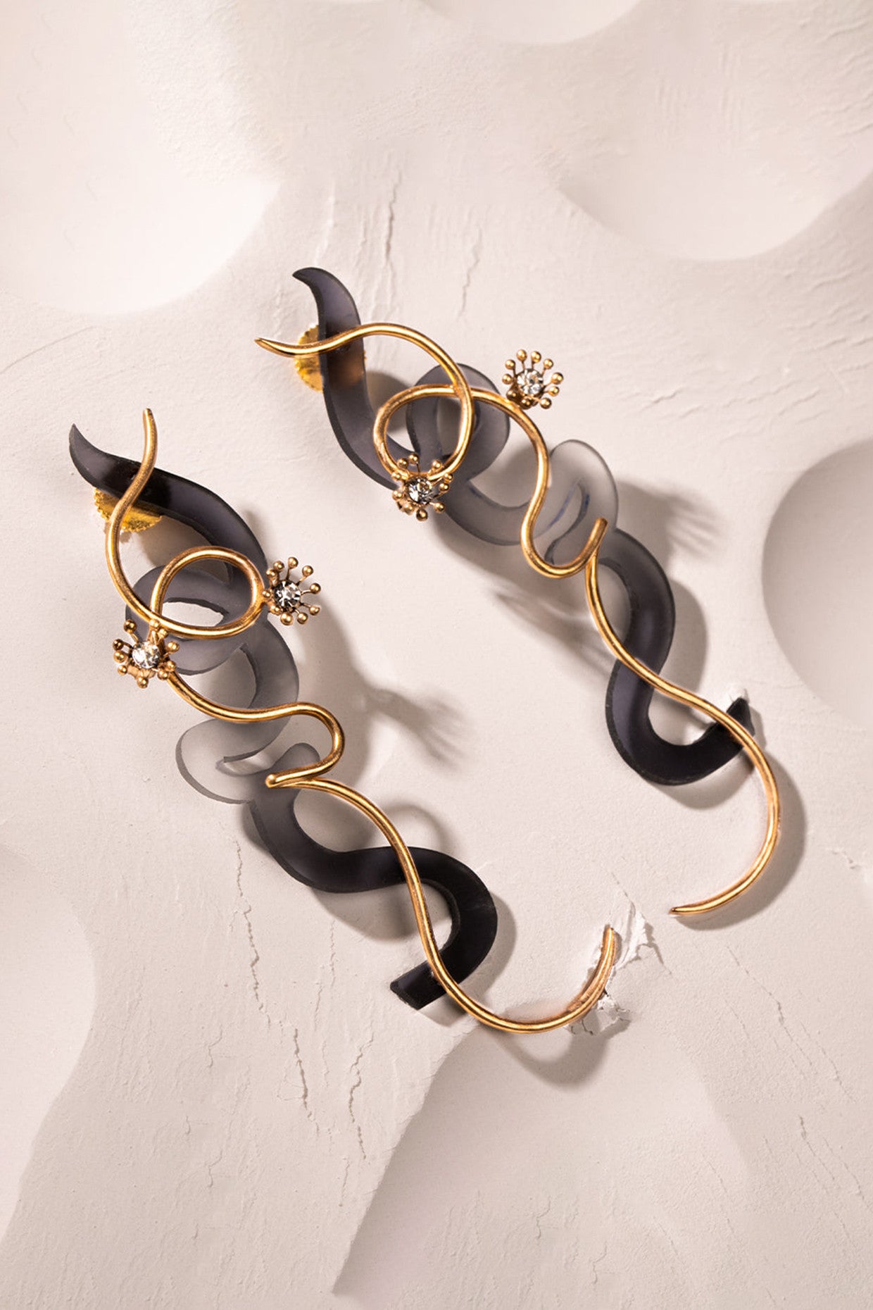 22kt Gold Plated Sea Wave Black Earrings