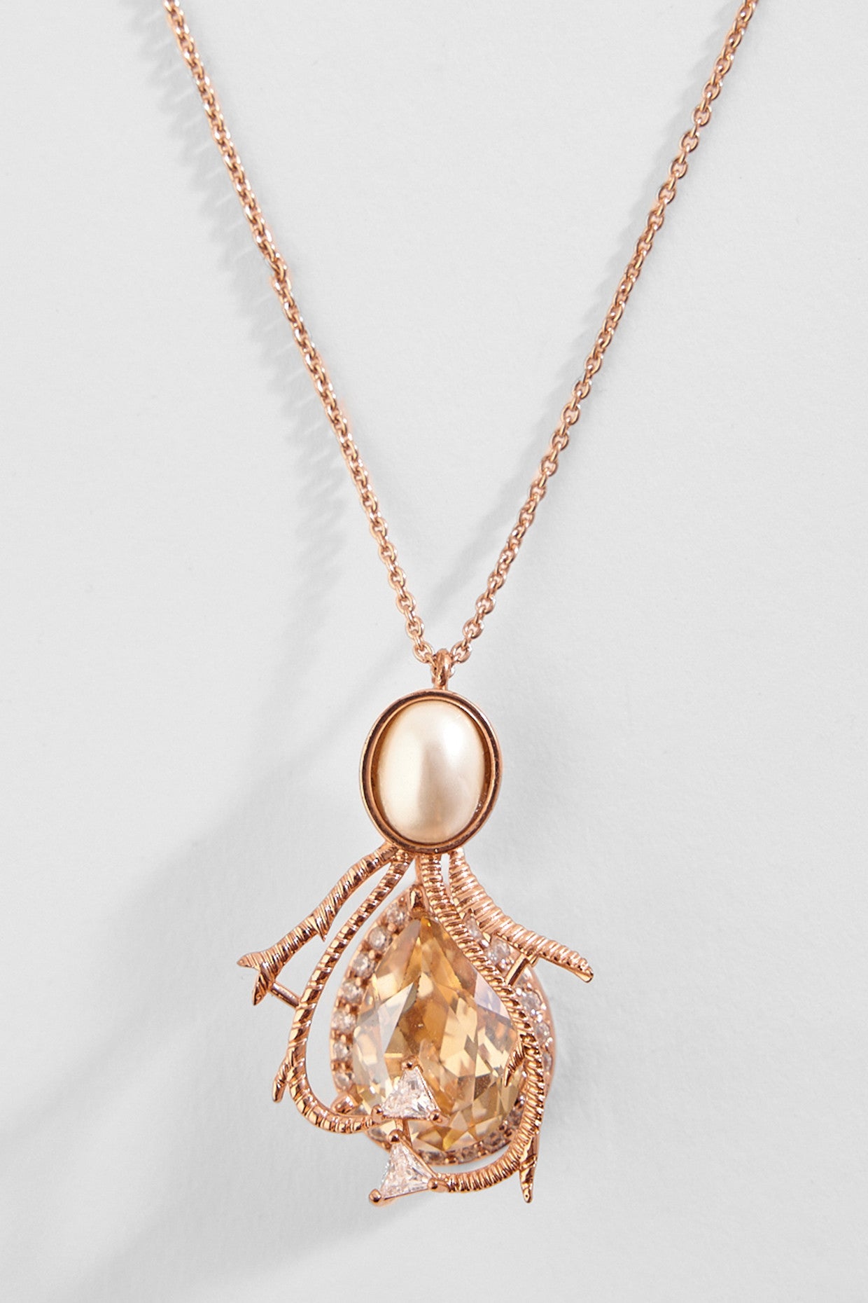 22kt Rose Gold Plated Pearl and Zircon Necklace
