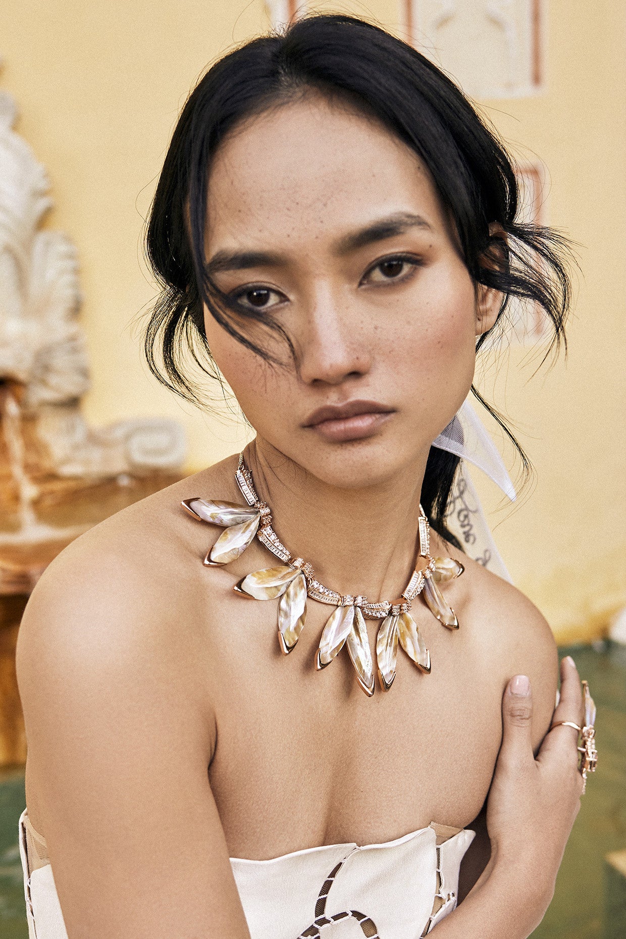 22kt Rose Gold Plated Metal Leaves Necklace