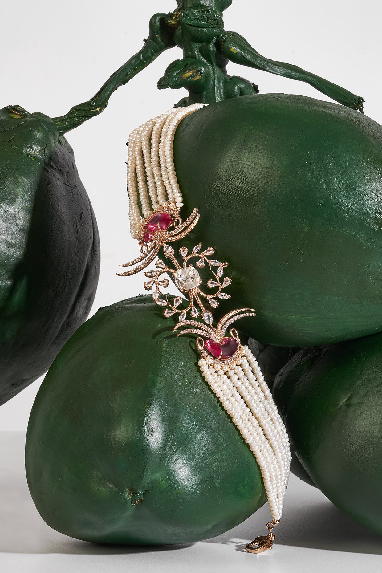 22kt Rose Gold Plated Pearl and Rose Swarovski Bracelet