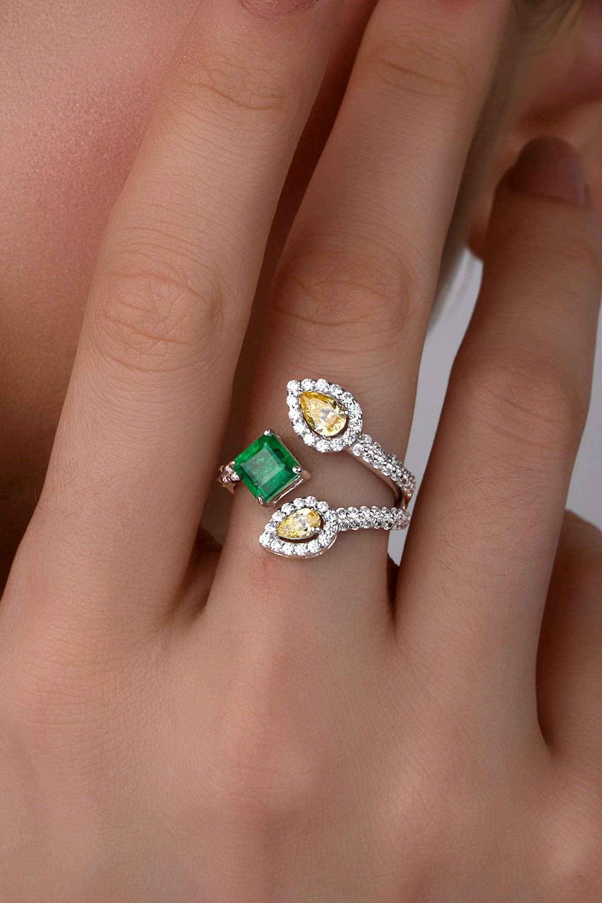 Man Made Princess Cut Emerald snd White Swarovski Zirconia Classic Ring