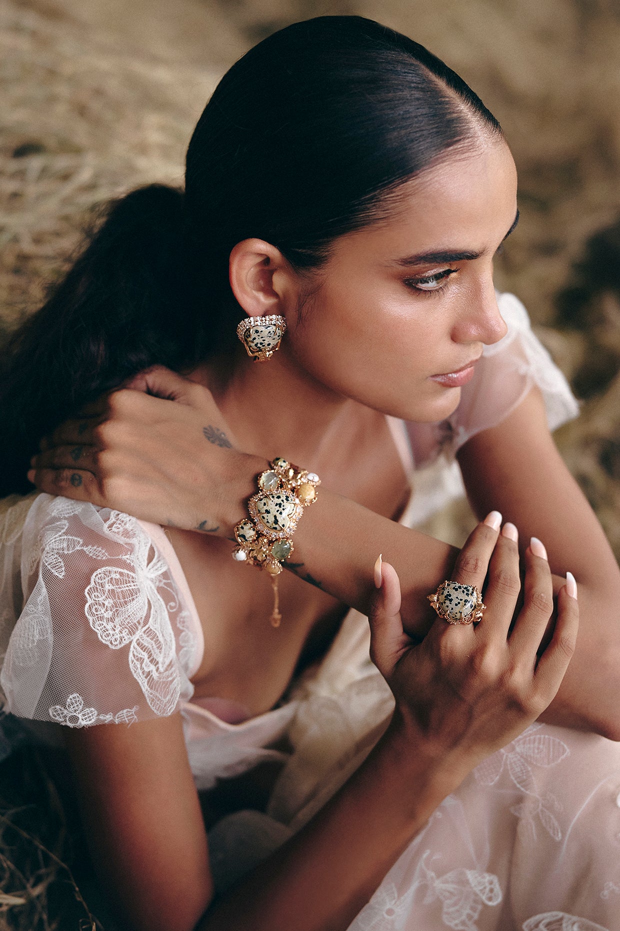 The Wild Empress Handcuff