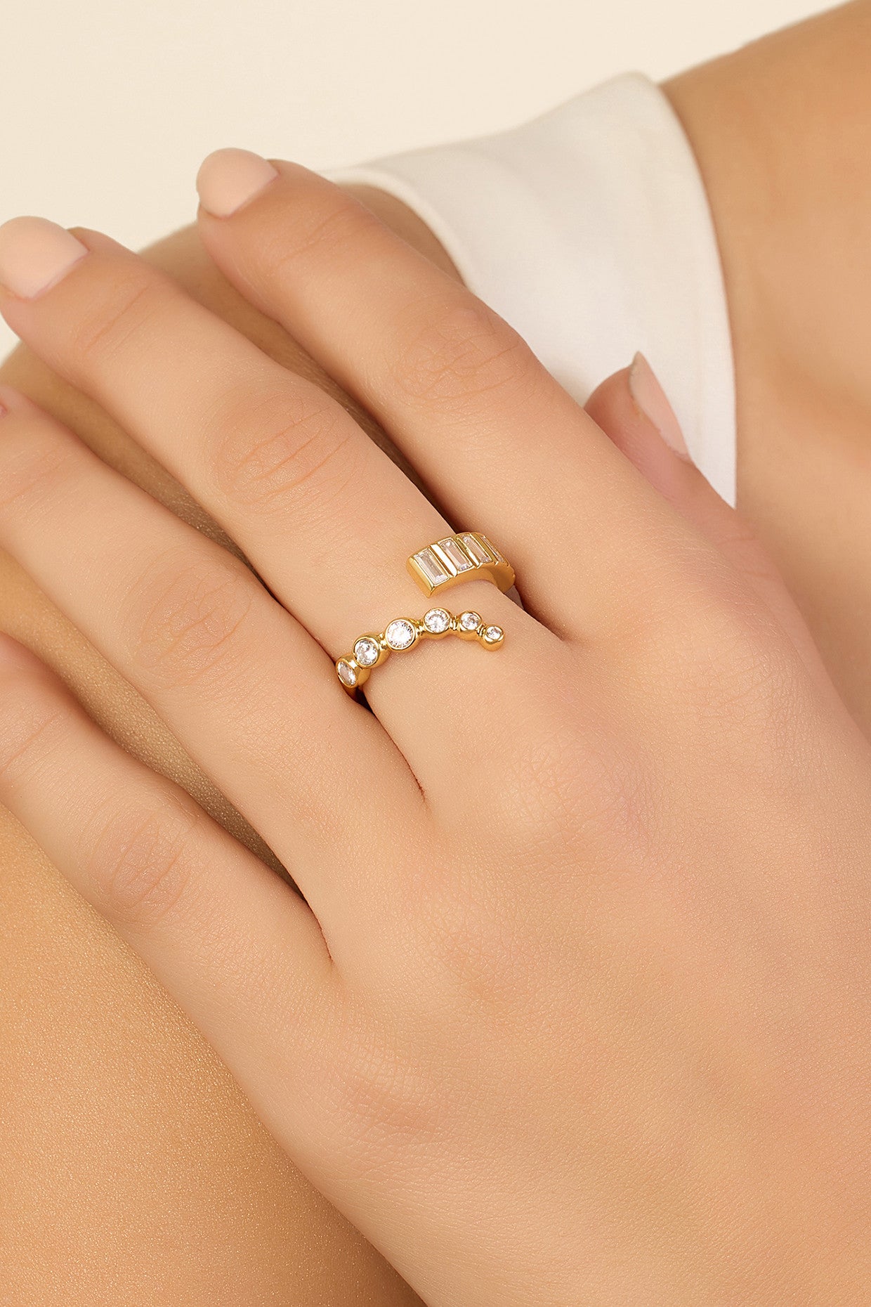 Abstract Stackable Ring