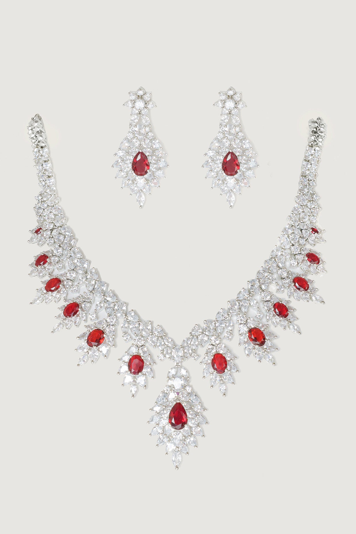 Naziha Diamond Necklace Set