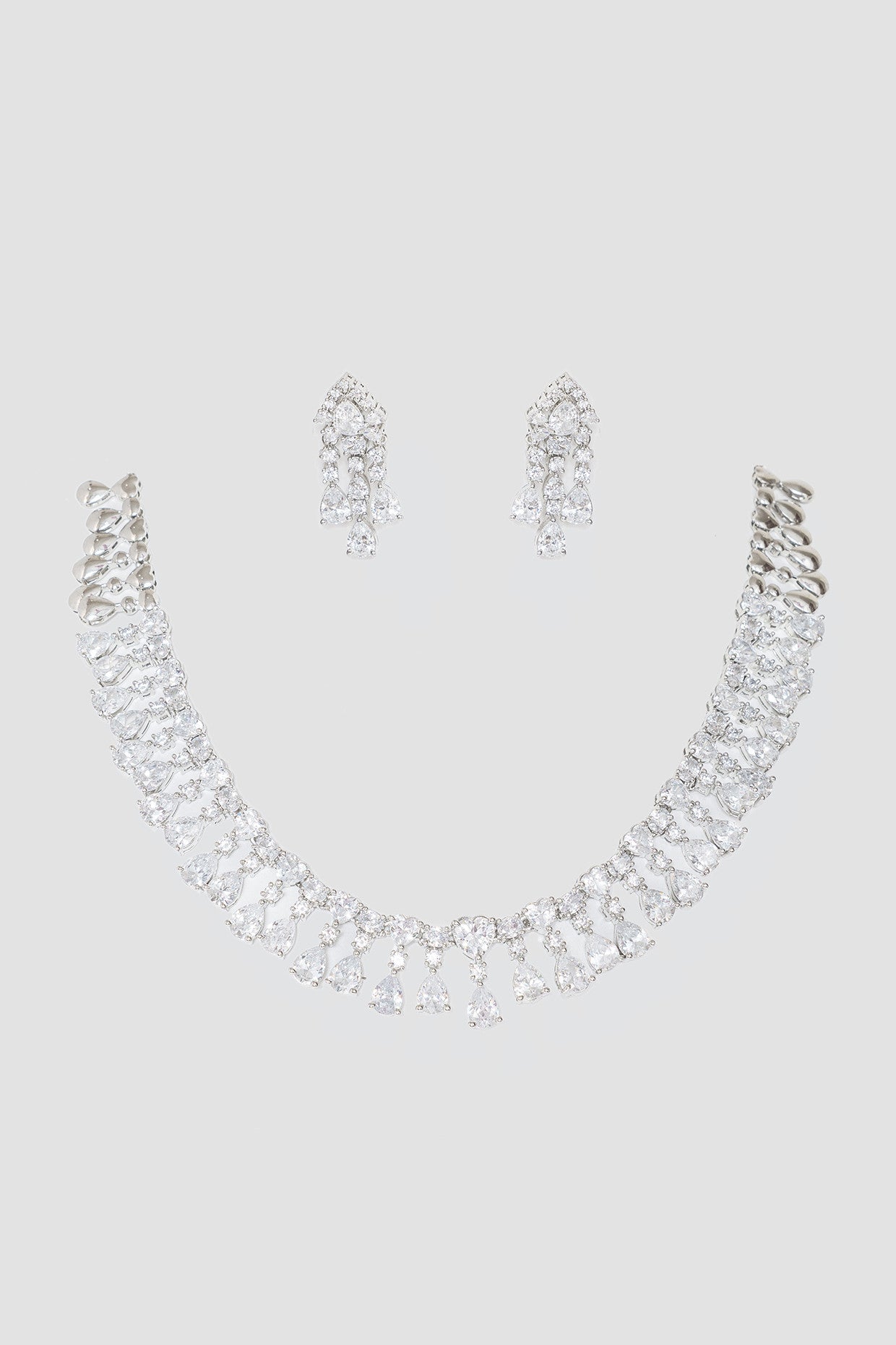 Chehek Emerald Diamond Necklace Set