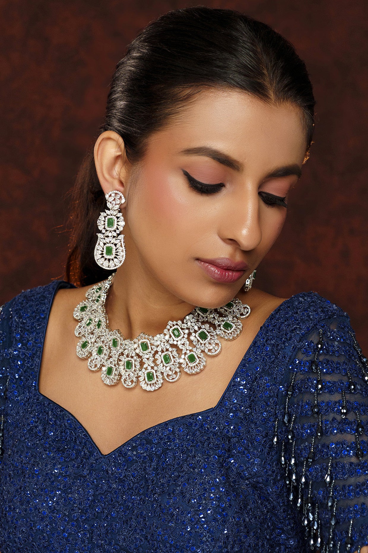 Chehek Emerald Diamond Necklace Set