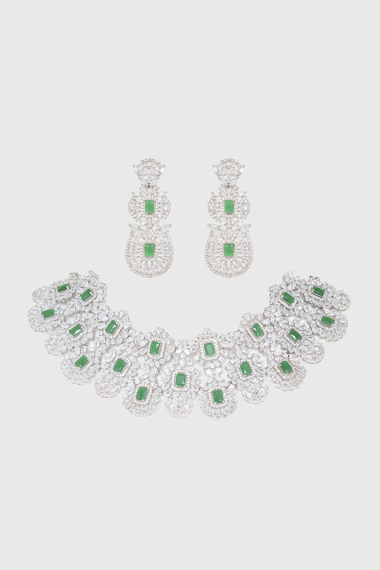 Yahvi Diamond Necklace Set