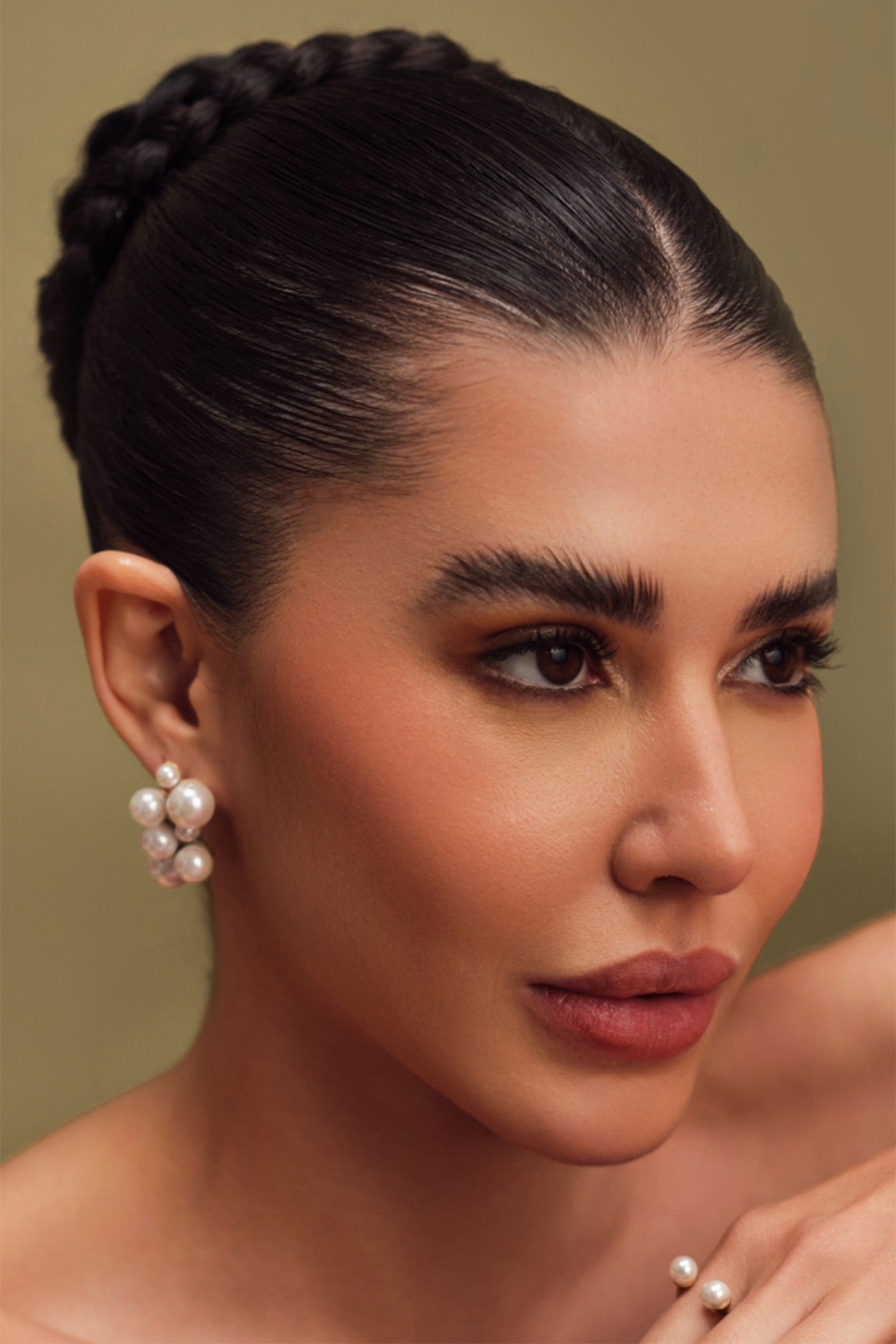 Bunch Pearl Studs Earrings 22Kt Gold-Plated