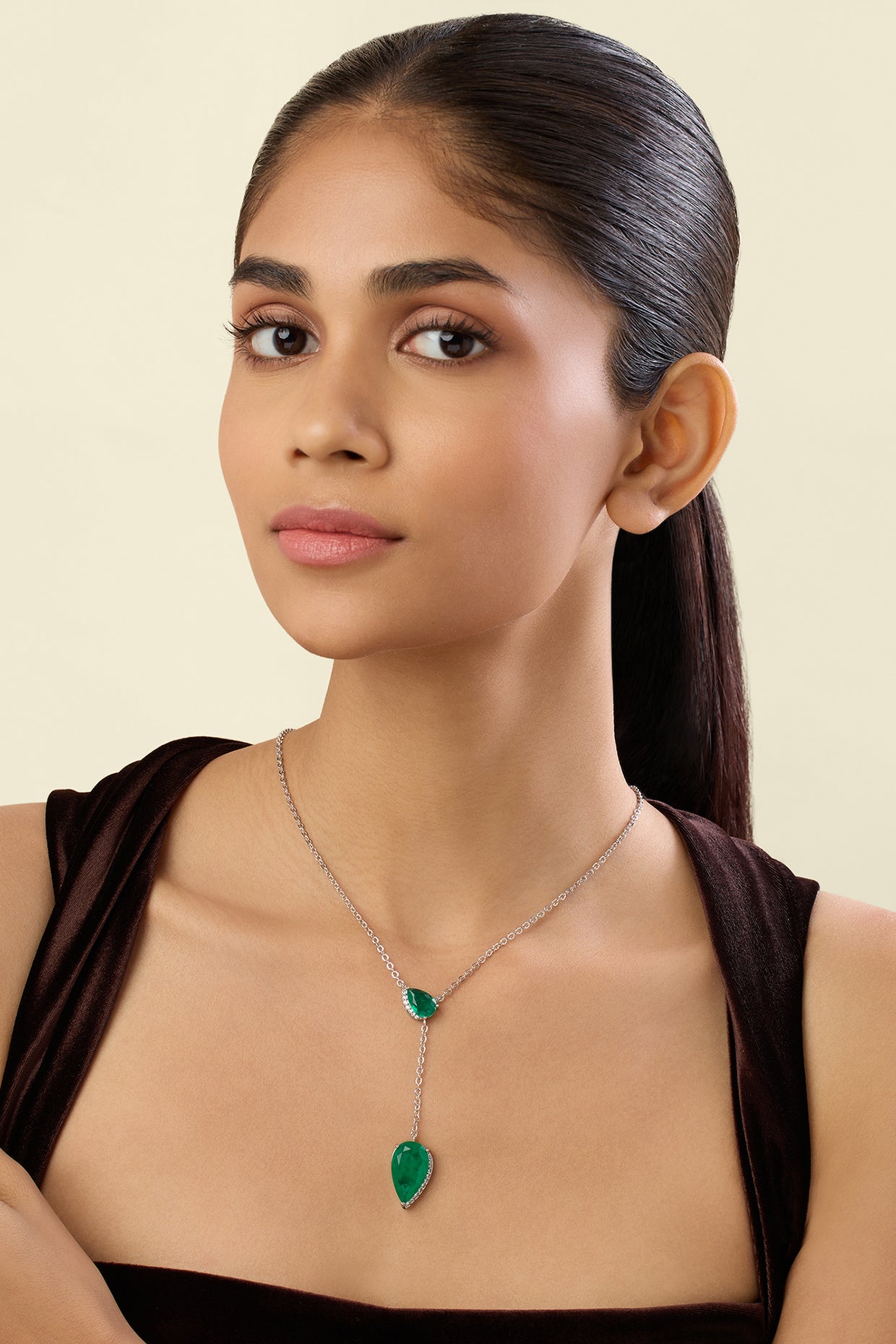 Lillian Emerald Y Necklace In Rhodium Plated