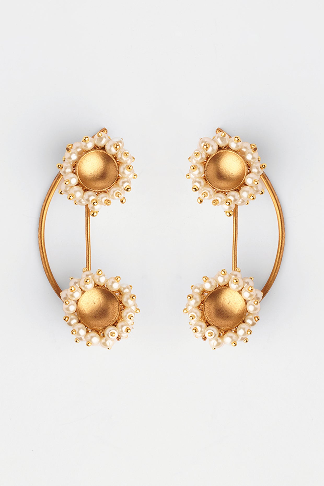 Pearl Bunch Ear Clip worn by Keerthy Suresh