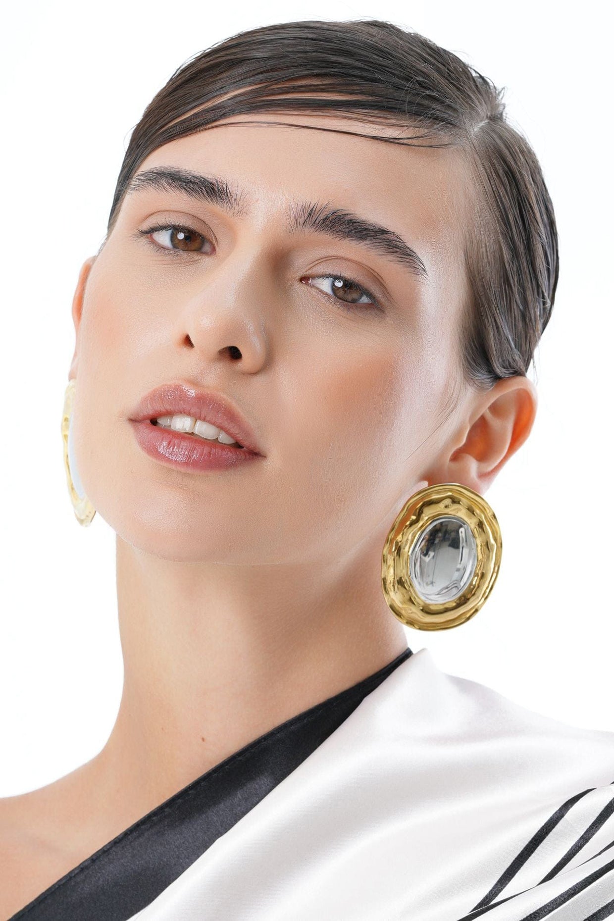 18Kt Gold Plated Bold Oval Earrings