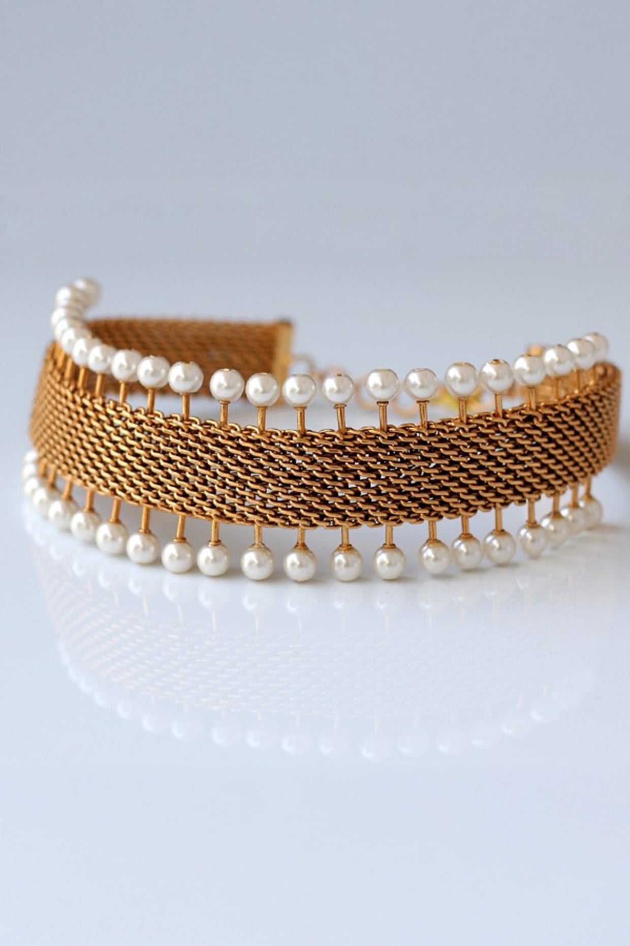 Golden Mesh and Pearl Choker worn by Sonam Kapoor