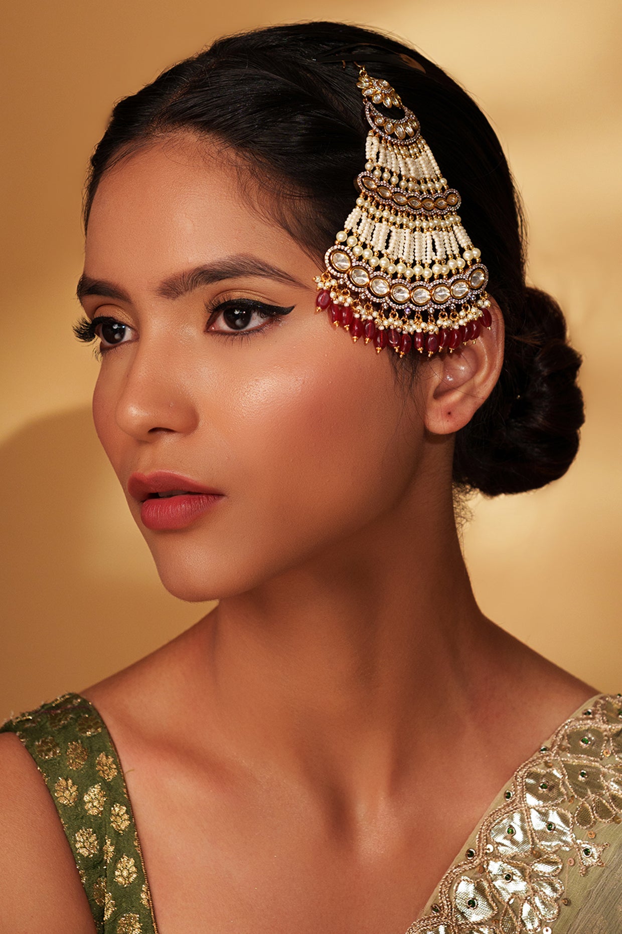 Jasvee Green Kundan Passa