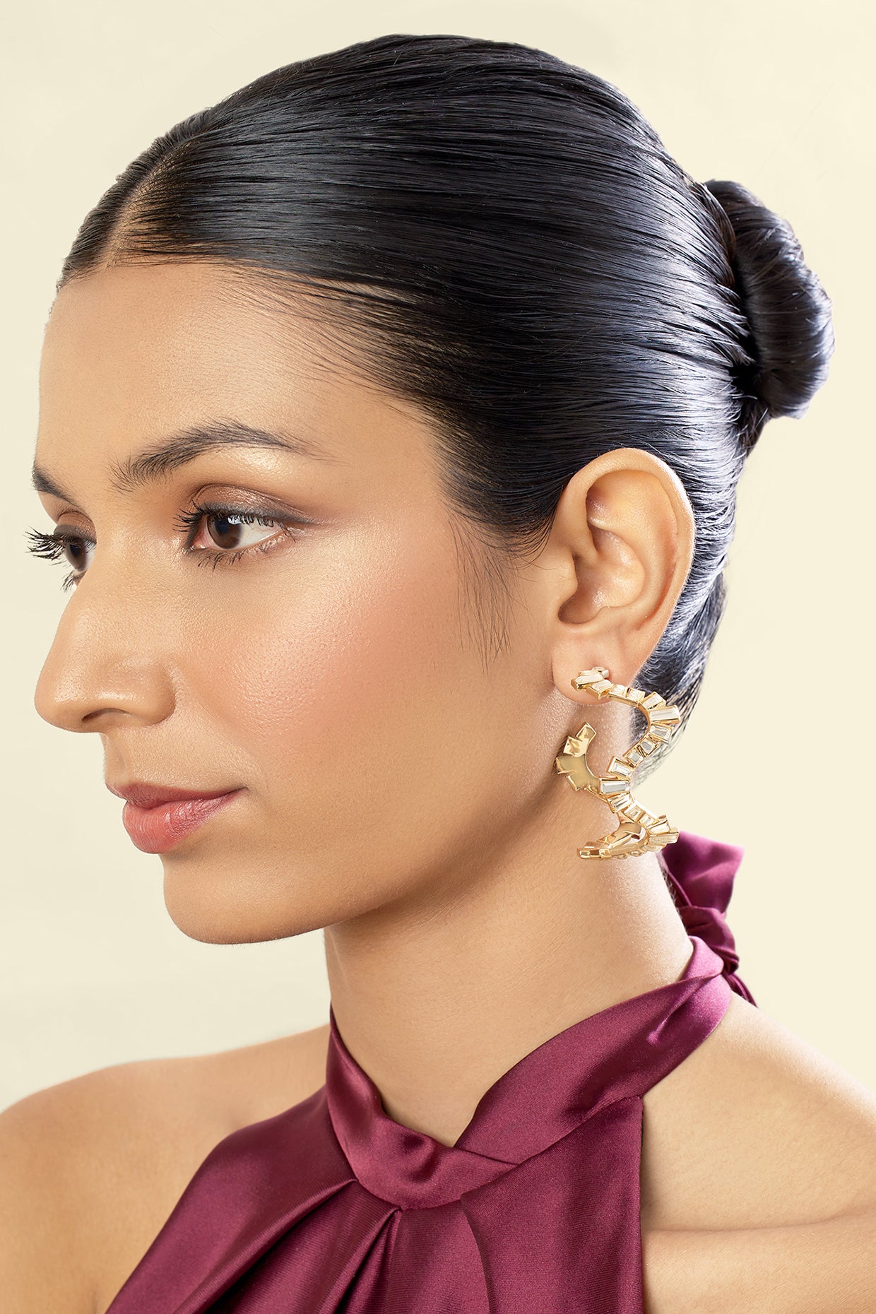 Divino Wavy Hoops In 18Kt Gold Plated