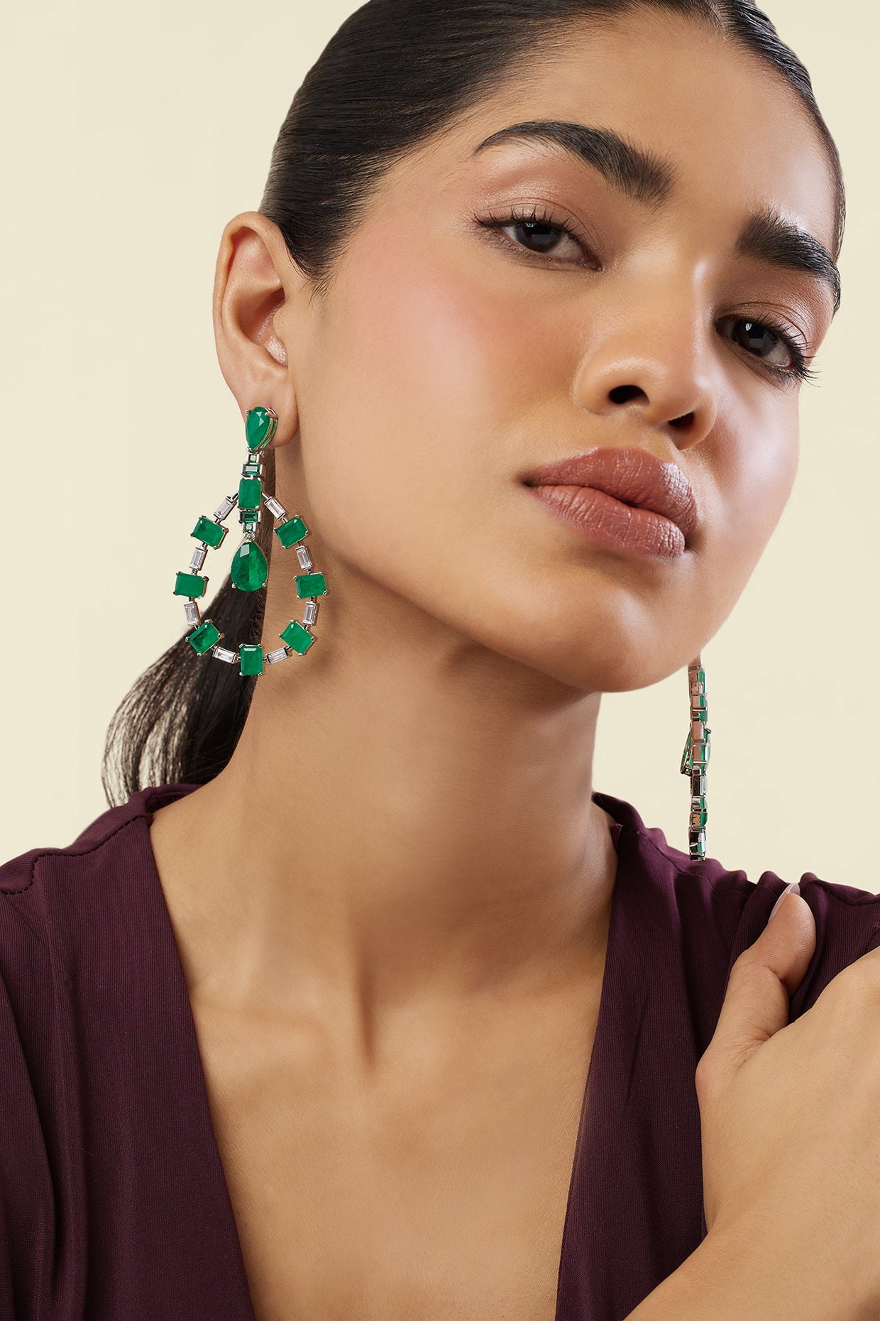 Emerald Luxe Dangler Earrings In Rhodium Plating