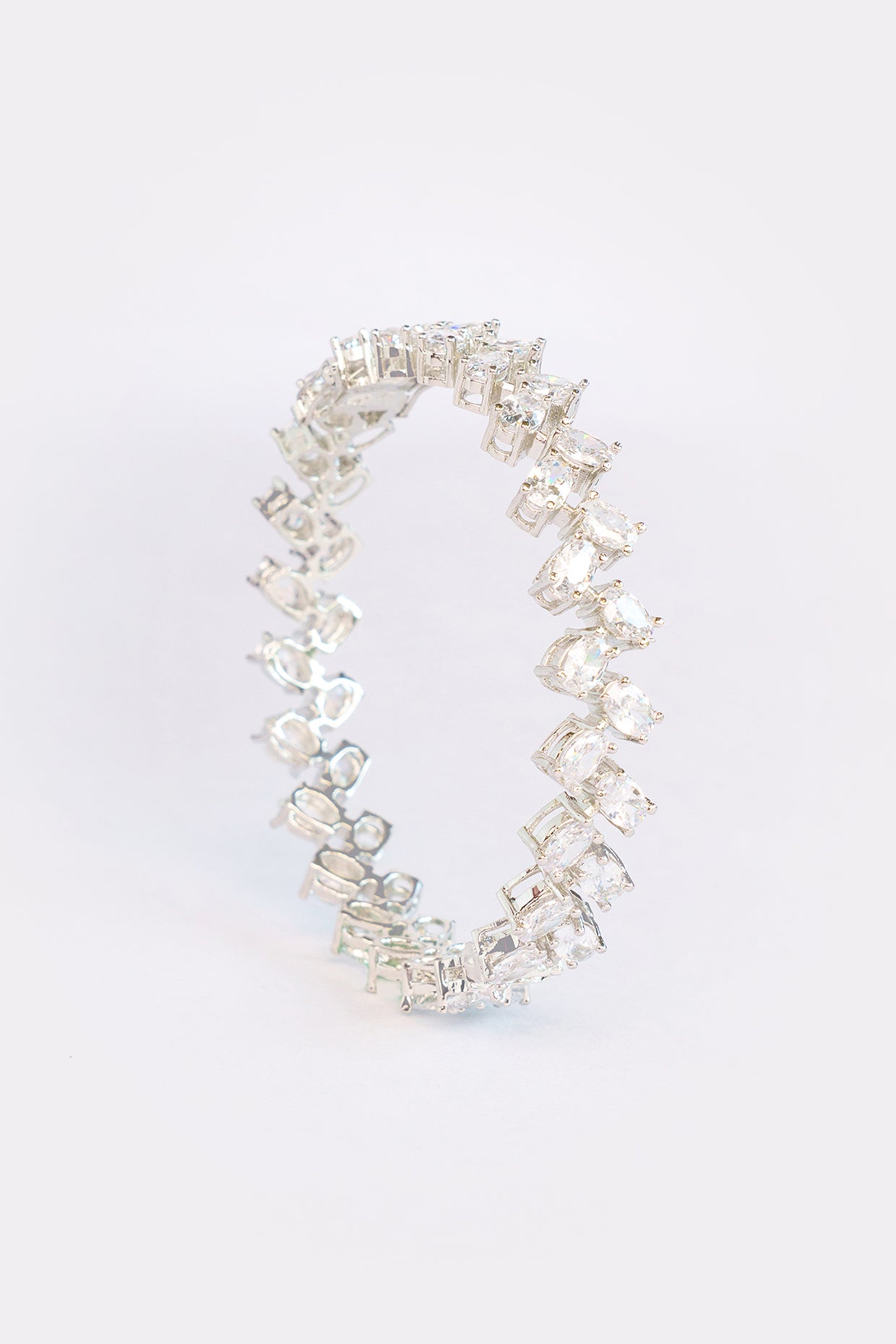 Fauzia White Diamond Kadas