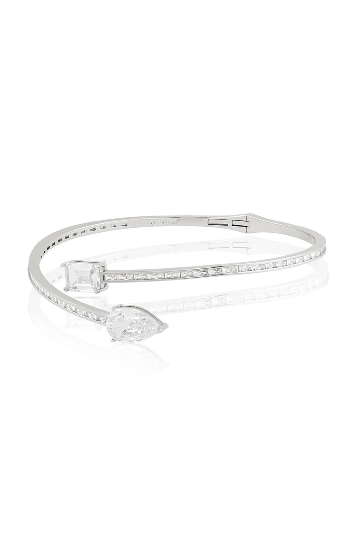 Vivre Diamante Botox Necklace