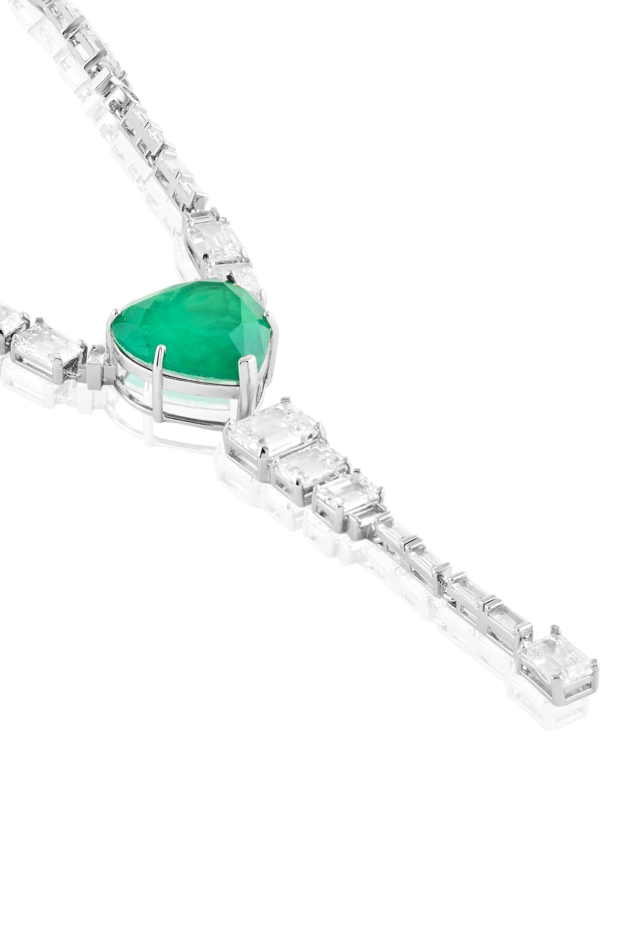 Emerald Elegance Y Necklace In Rhodium Plating