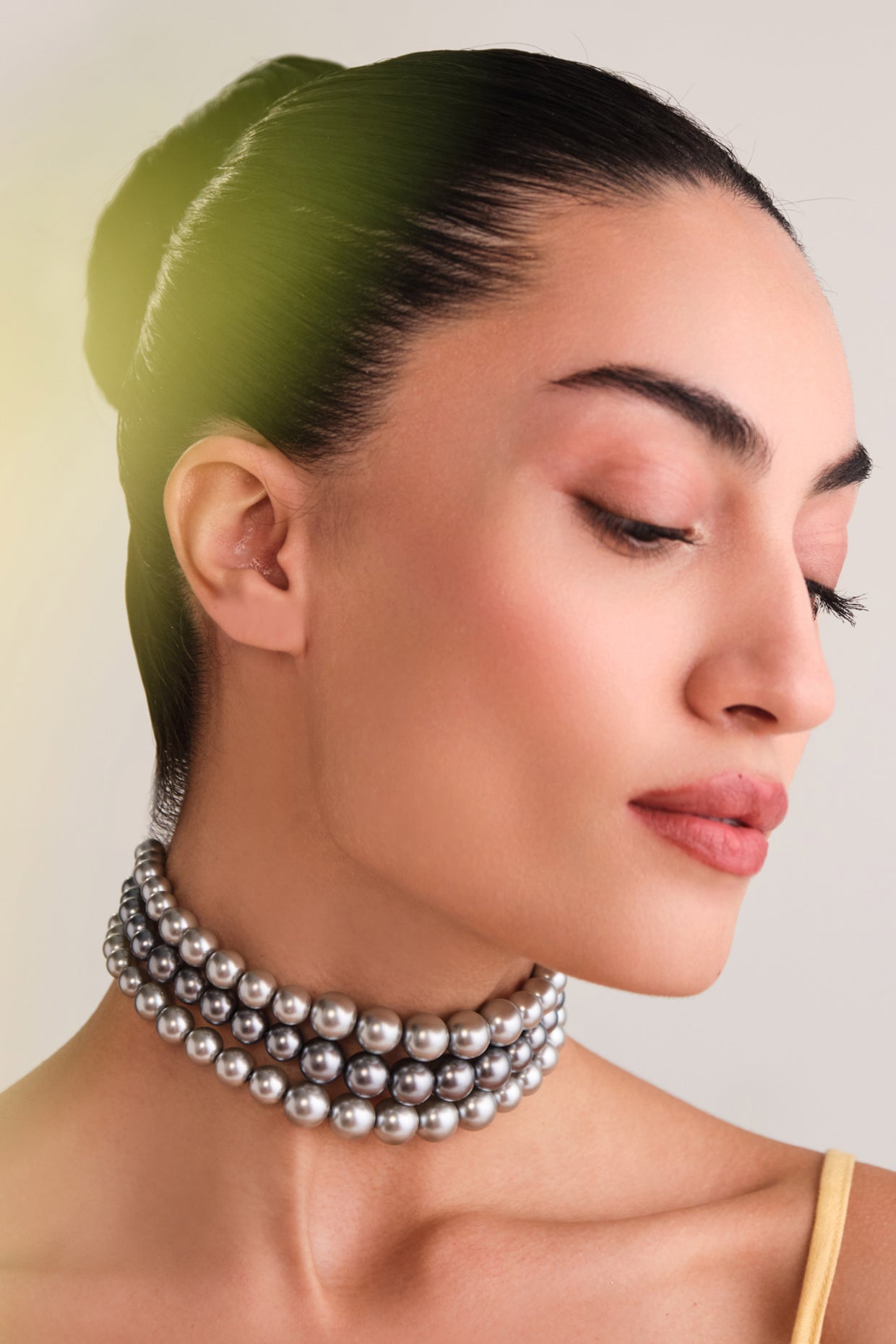 Graded Dark/Light Silver Pearl Choker
