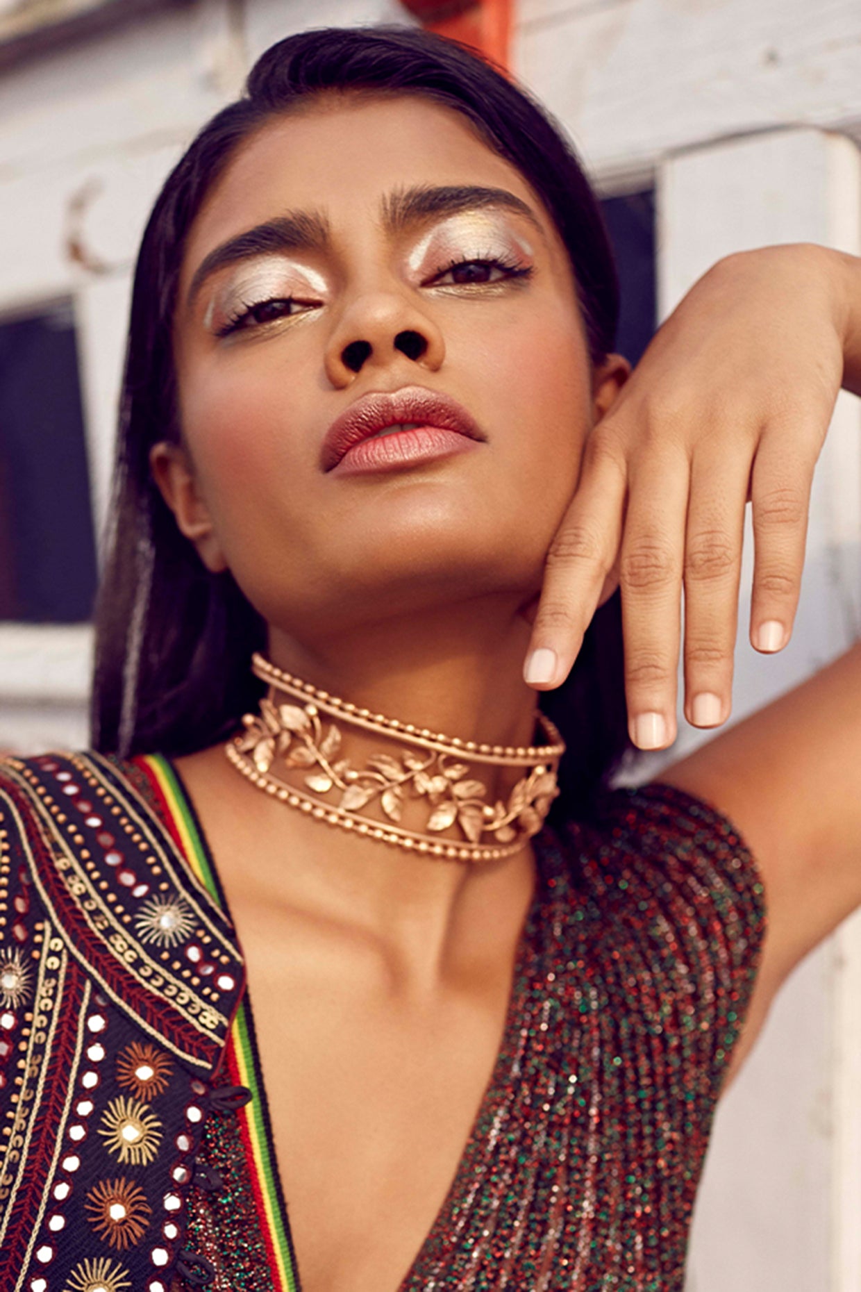 Gold Toned Serrate Drape Choker Necklace