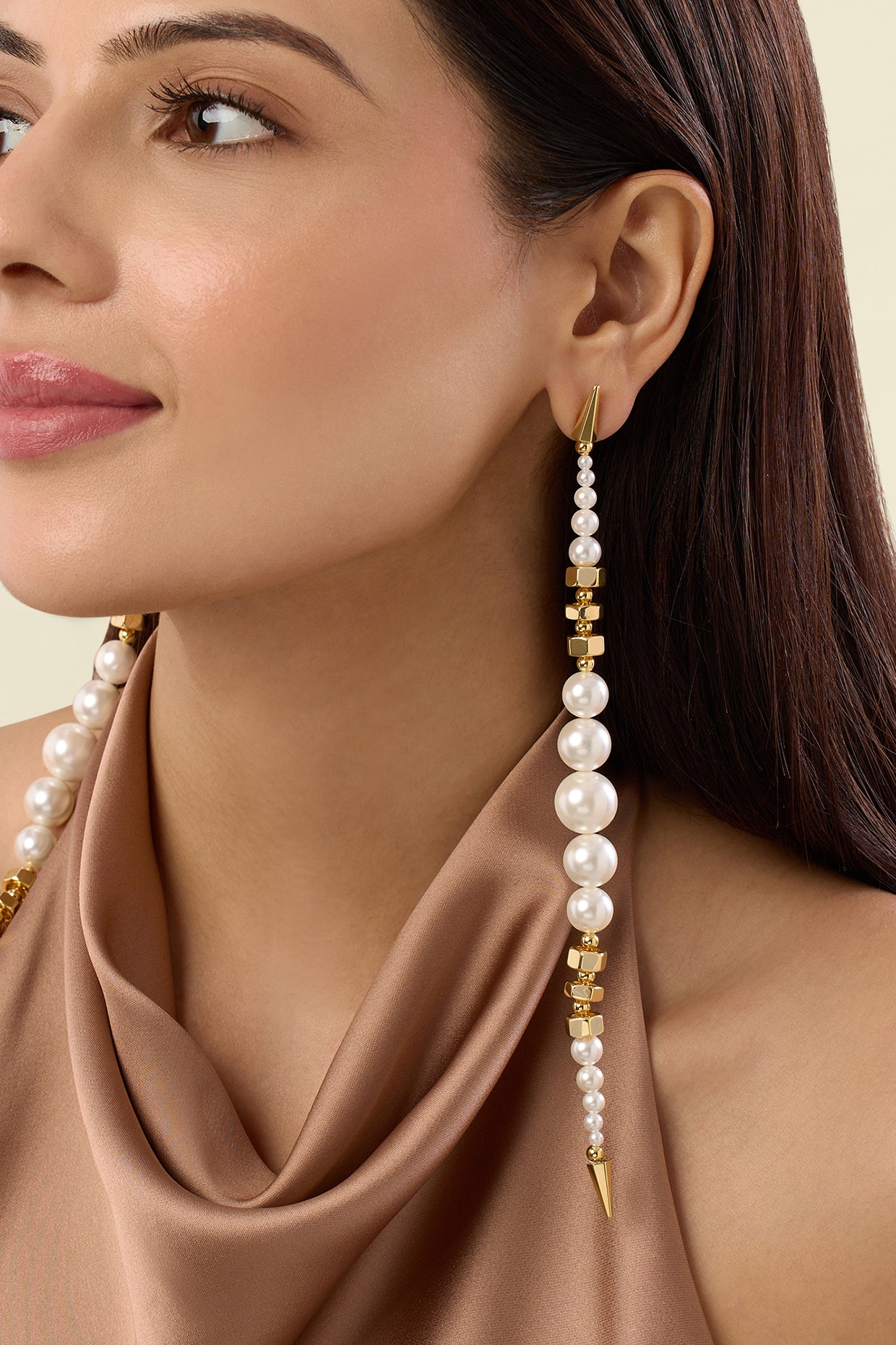Shoulder duster Pearl Earrings 18Kt Gold Plated