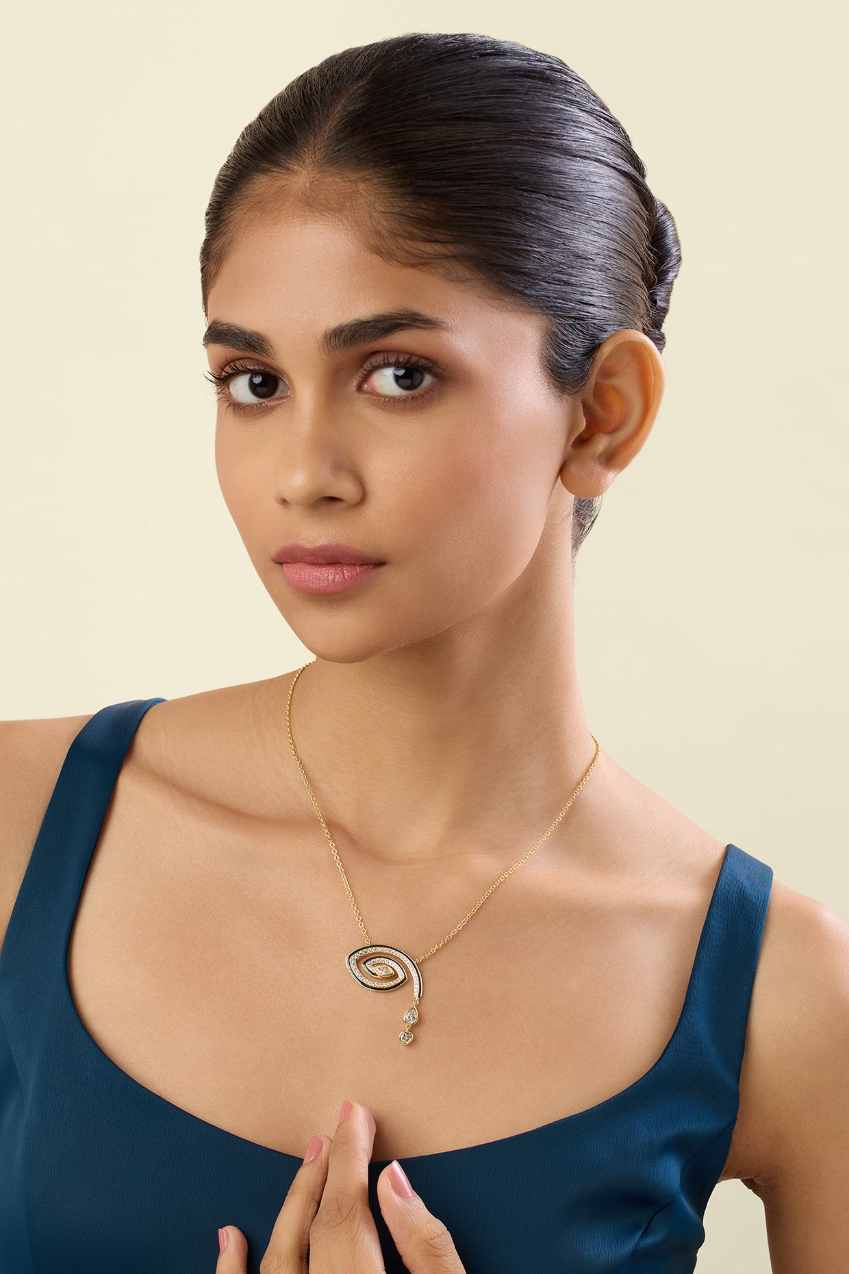 Intuita Pendant Necklace In 18Kt Gold Plated