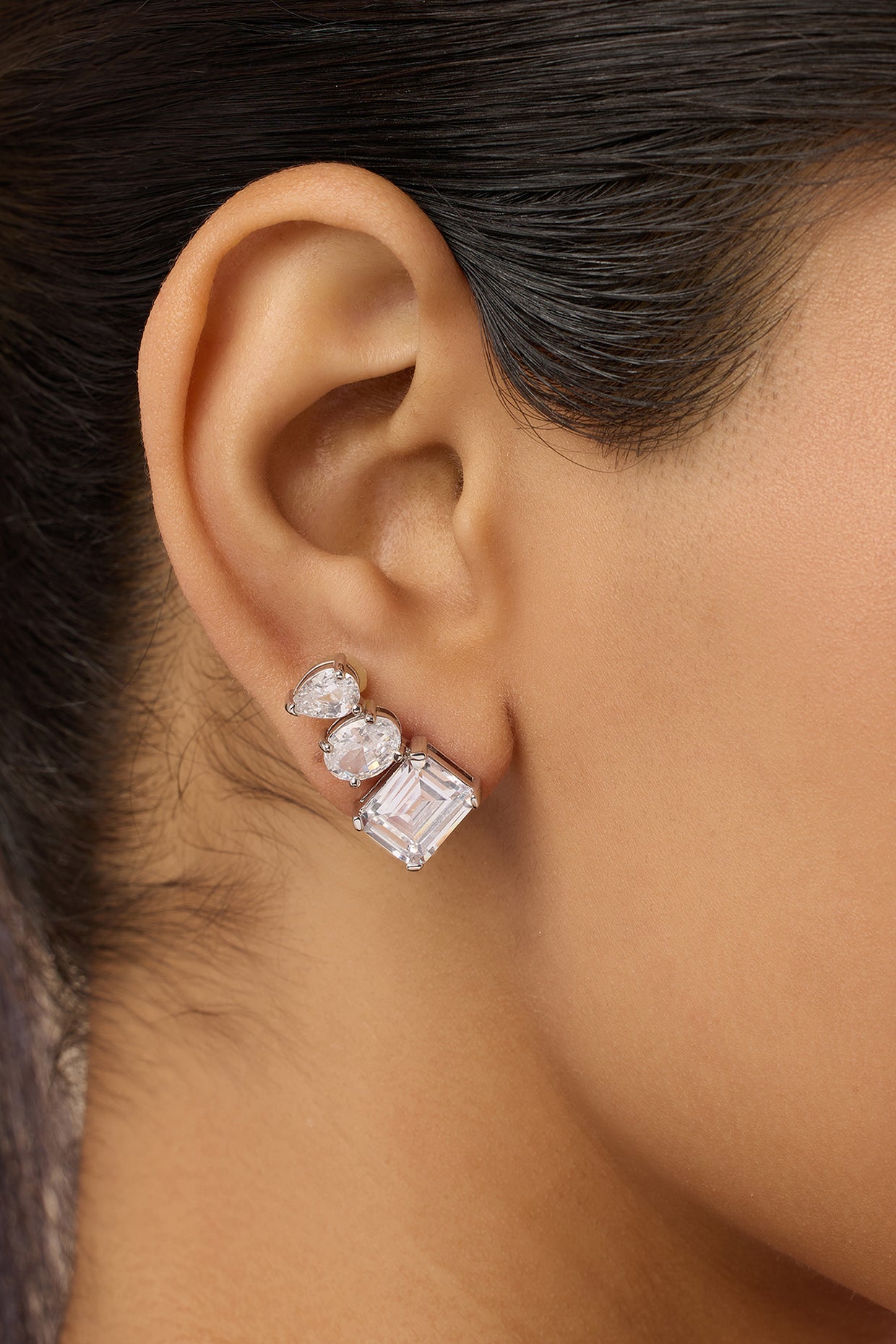 Symmetra Diamante Studs In Rhodium Plated