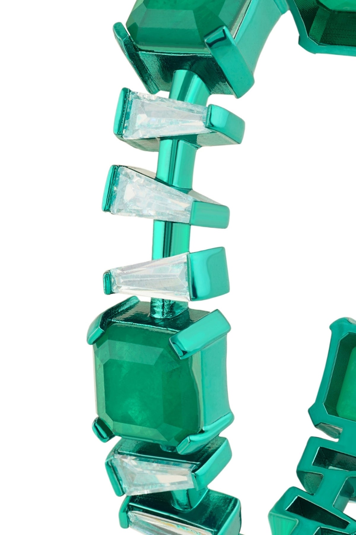 Regent Emerald Botox Cuff