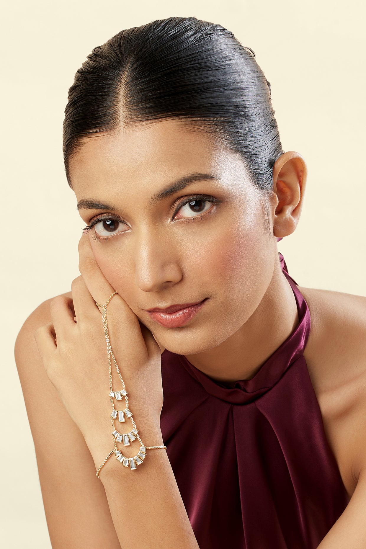 Esplendor Hand Harness In 18Kt Gold Plated