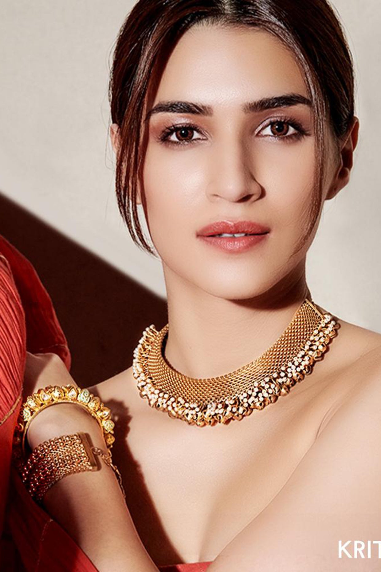 Gold Toned Mesh Necklace With Pearl & Ghungroo ,Worn by Kriti Sanon and Niharika Konidela, Hansika Motwani