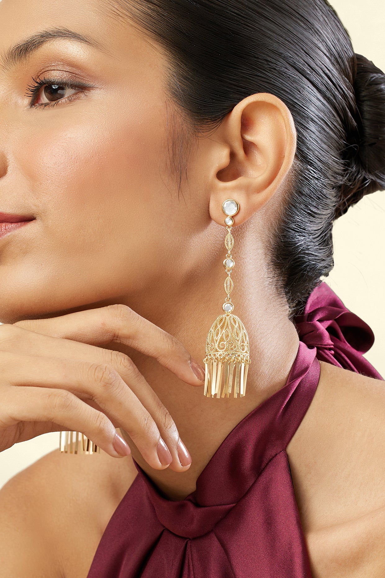Calçada Statement Jhumkas In 18Kt Gold Plated