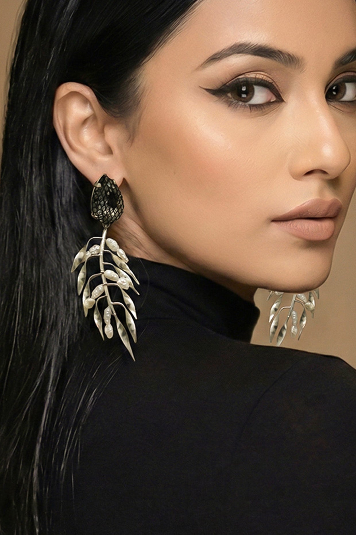 Silver Shortgrass Statement Earrings