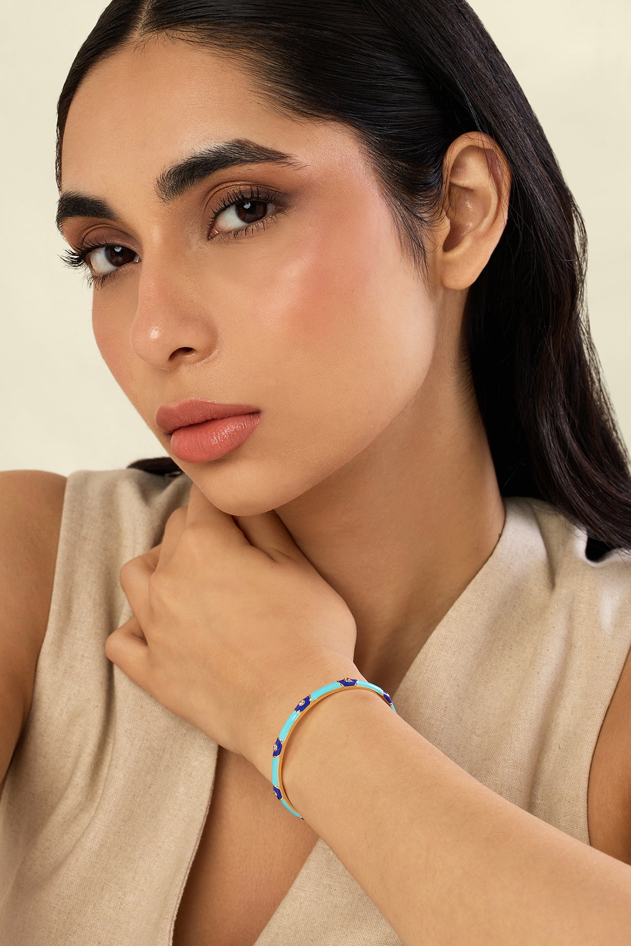 Mystic Guard Cuff In 18kt Gold Plated