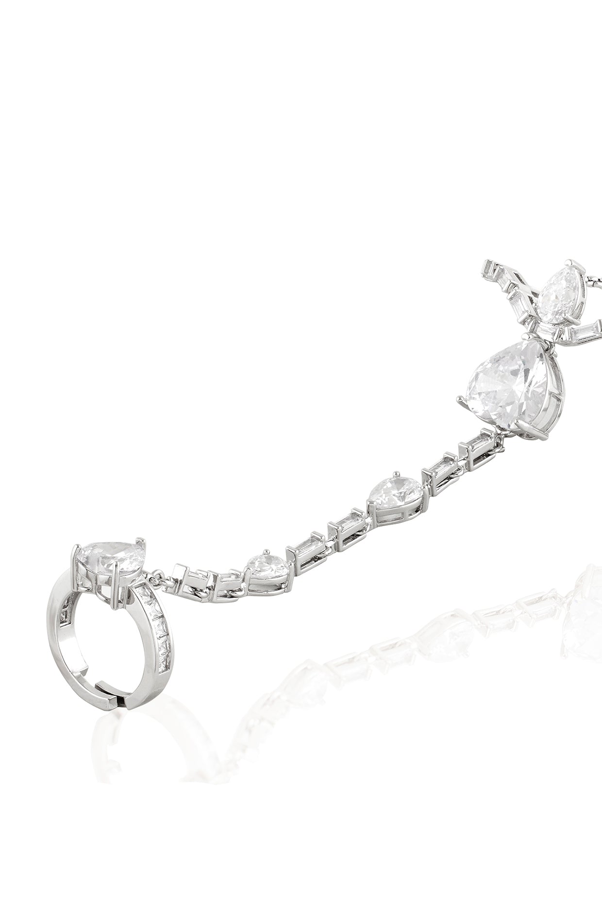 Celeste Heart Bolo Bracelet In Rhodium Plating