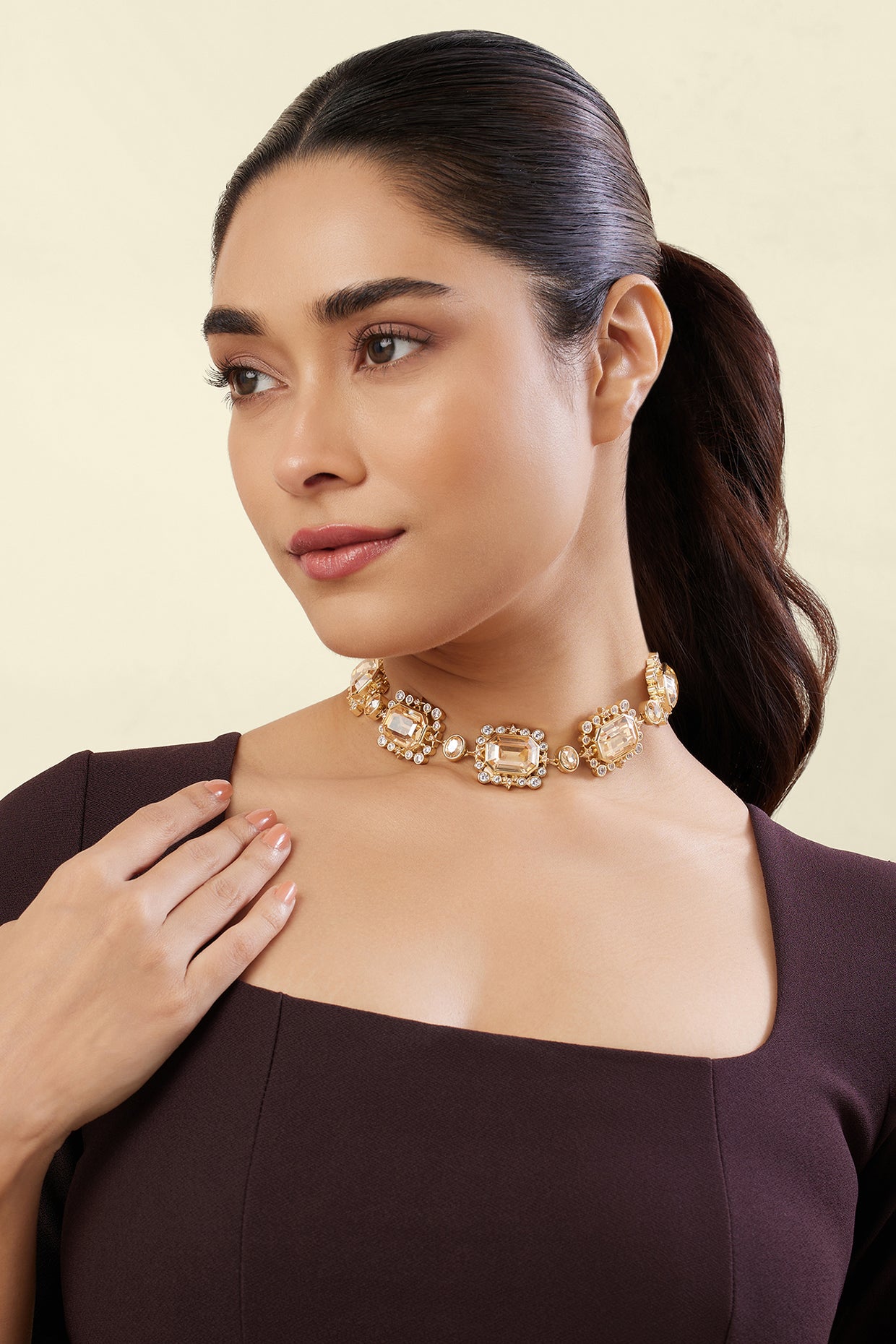 Orbitra Choker Necklace In 18Kt Gold Plated