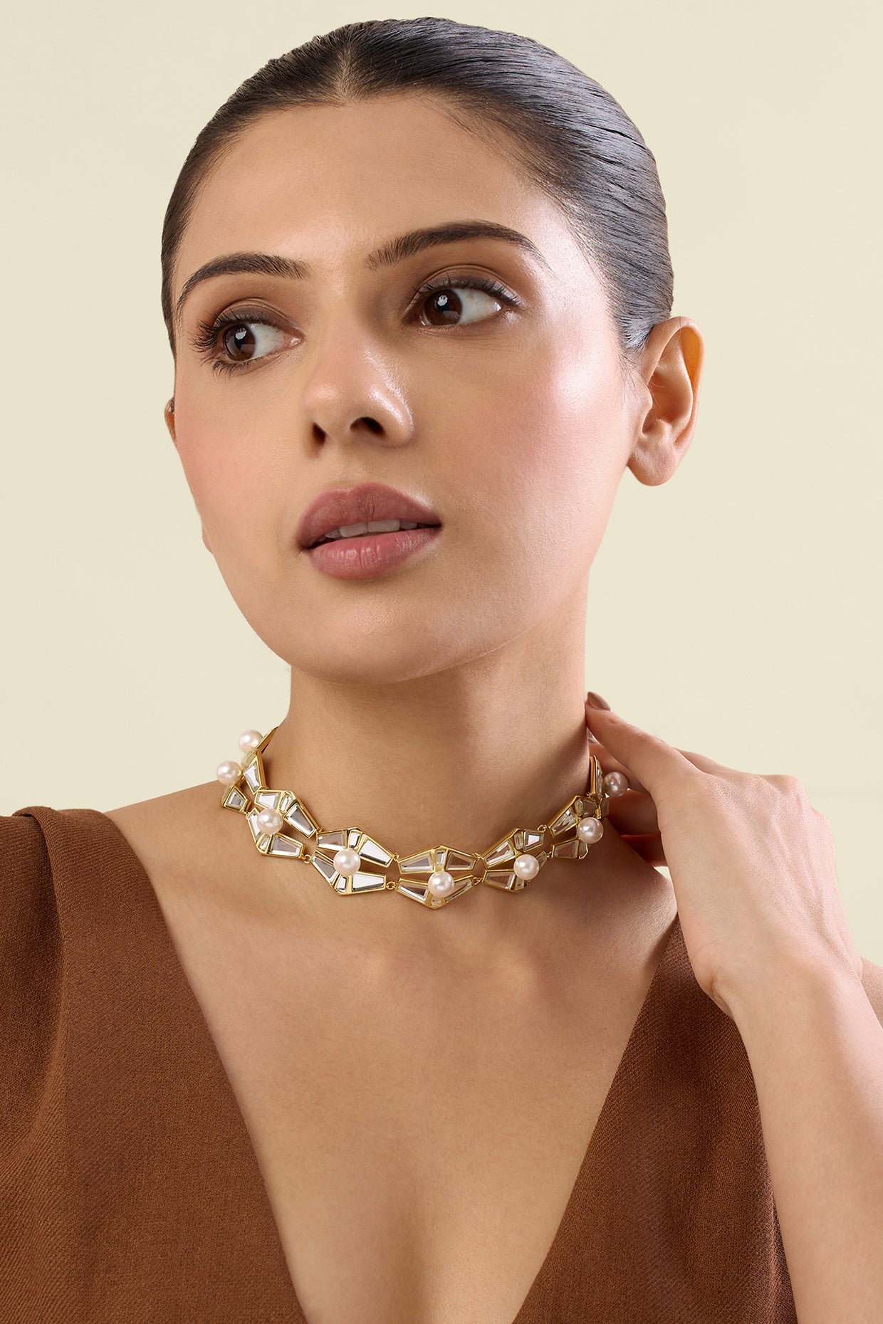 Angel Dust Mirror & Pearl Choker 18Kt Gold Plated