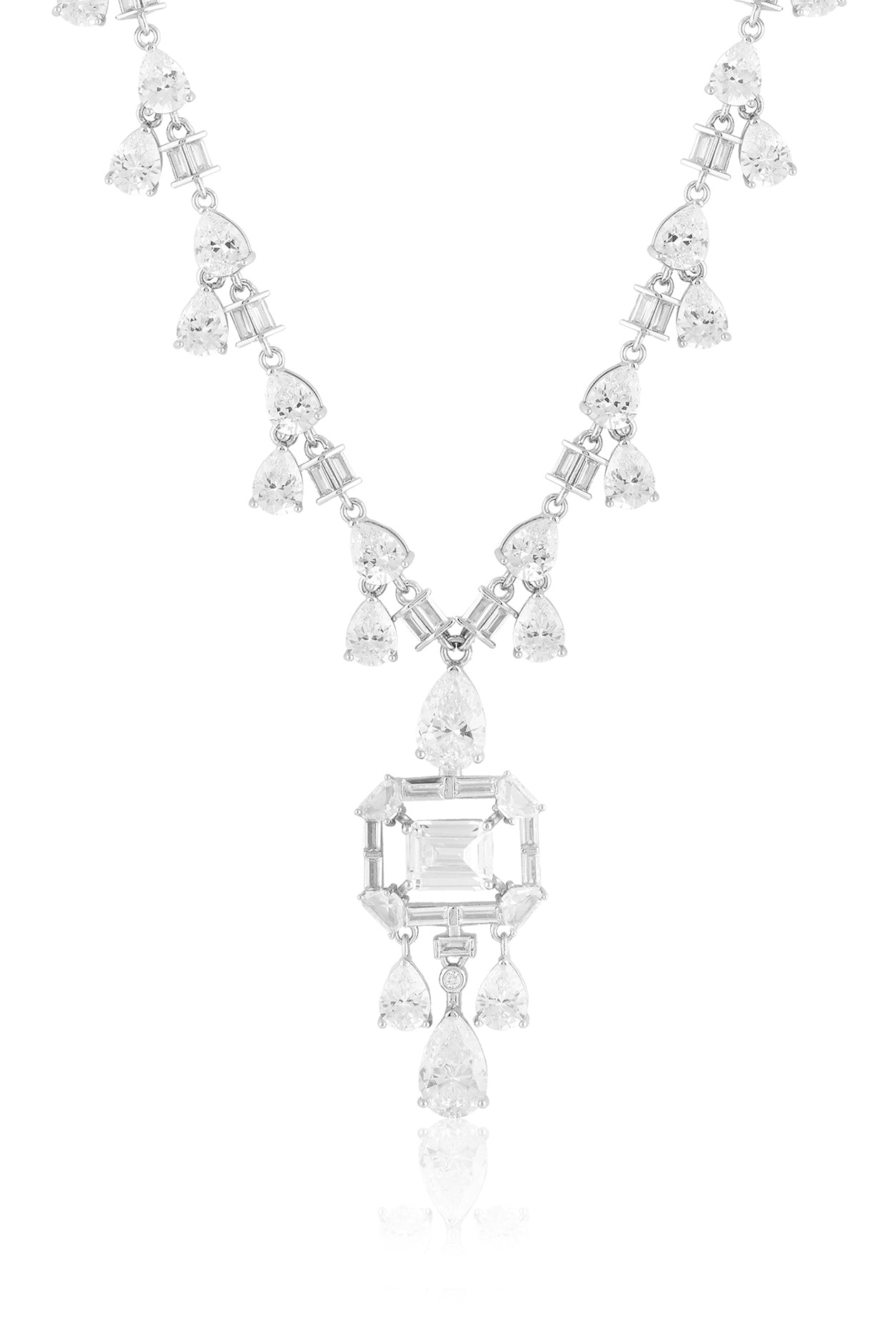Timeless Elegance Long Necklace In Rhodium Plating