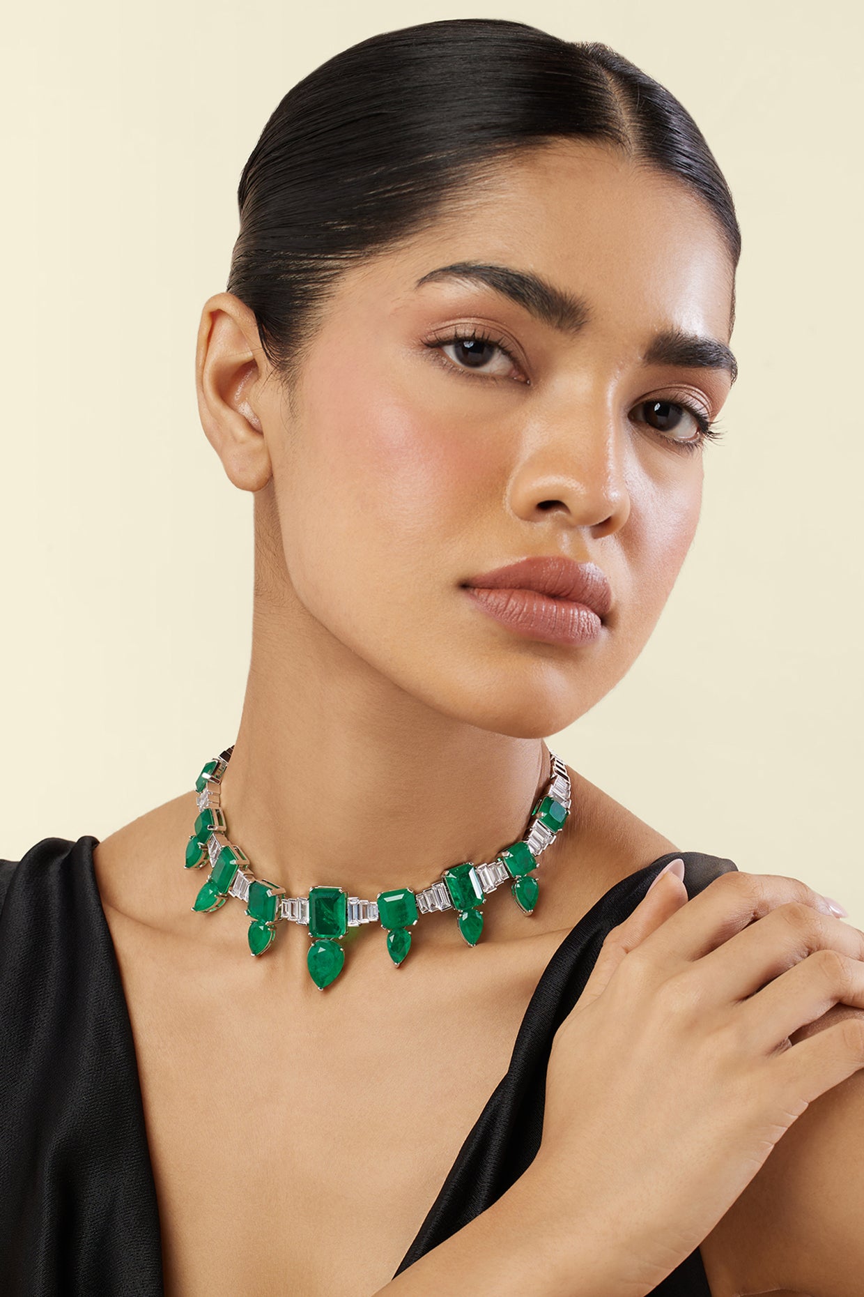Emerald Celestial Luxe Choker Necklace In Rhodium Plating