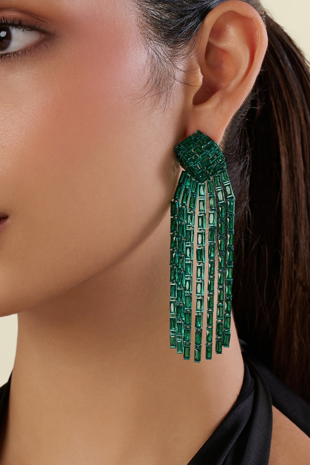 Collet Emerald Botox Danglers