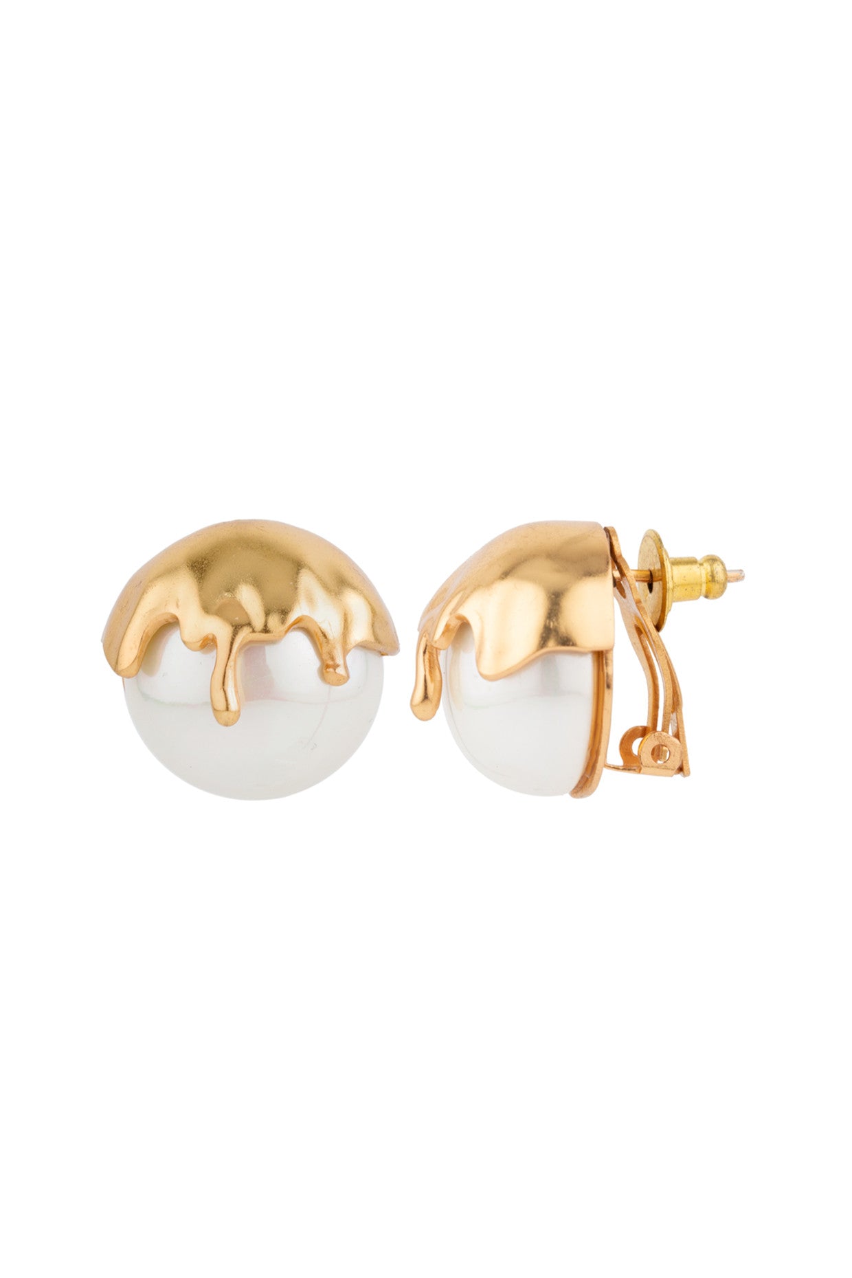 Dune Pearl Studs Earrings 22Kt Gold-Plated