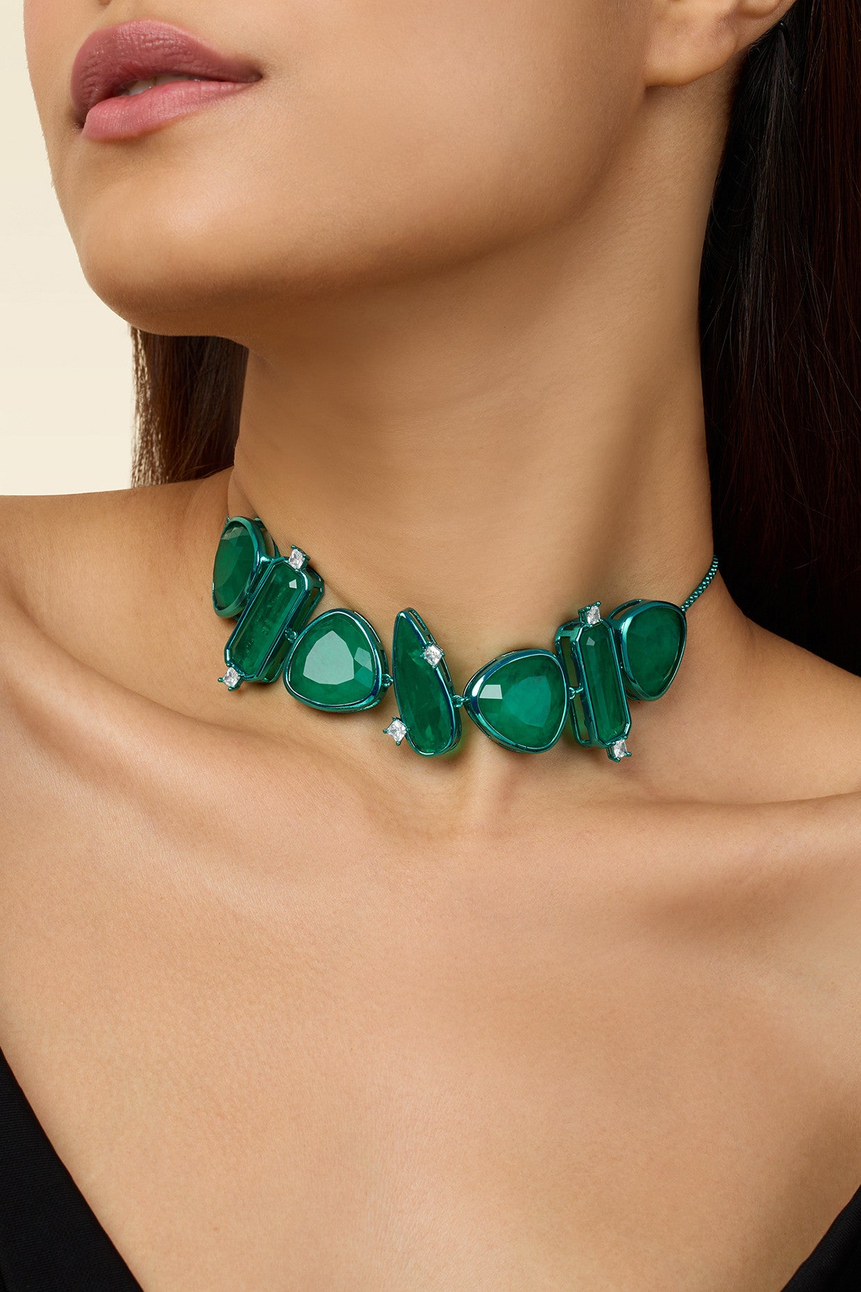Emerald Flame Choker