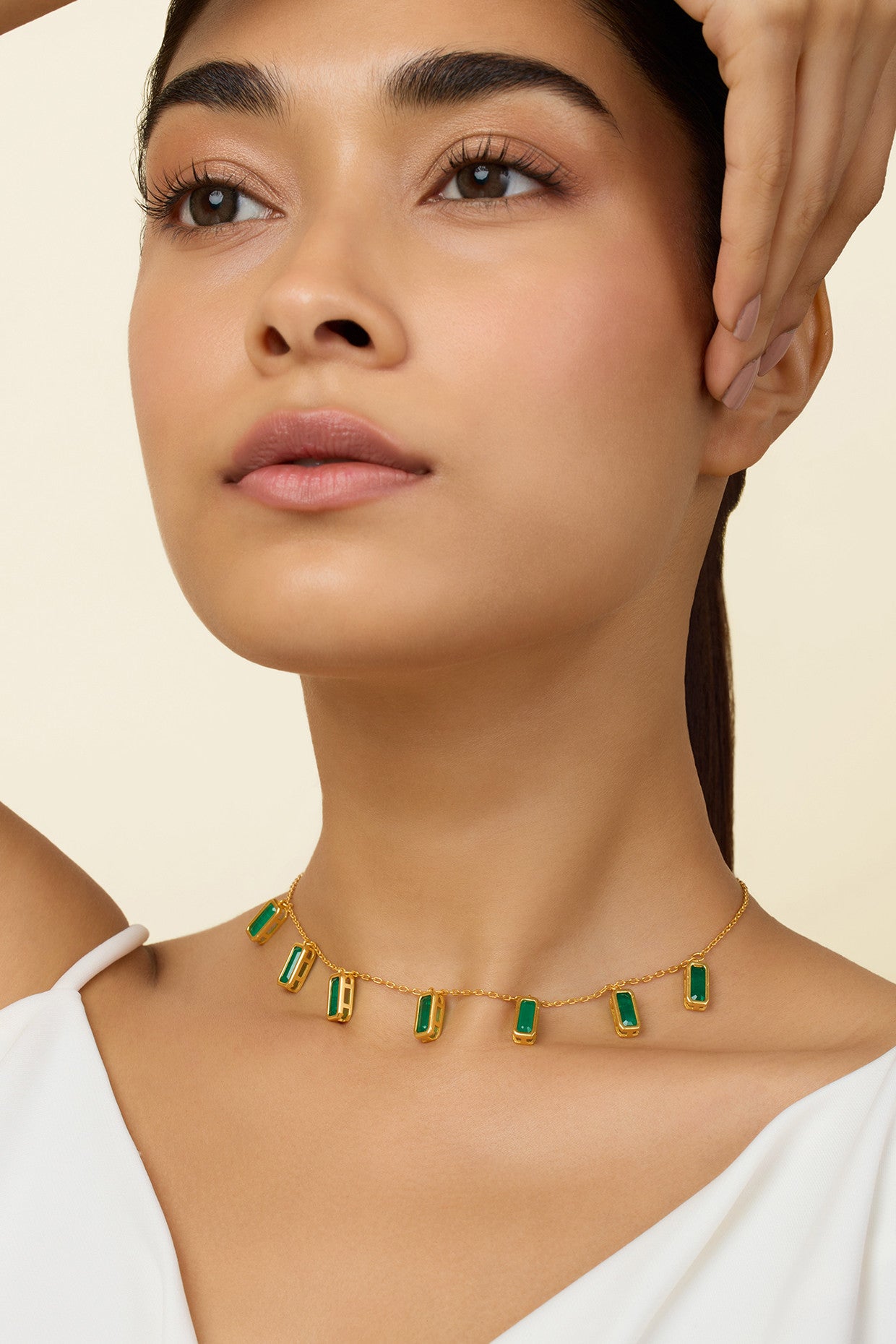 Emerald Stationed Choker