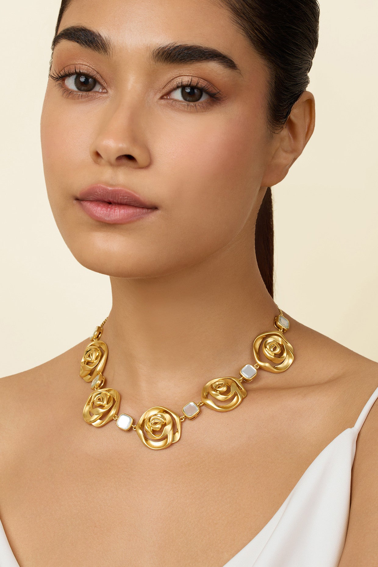 Festive Rose Collar Necklace