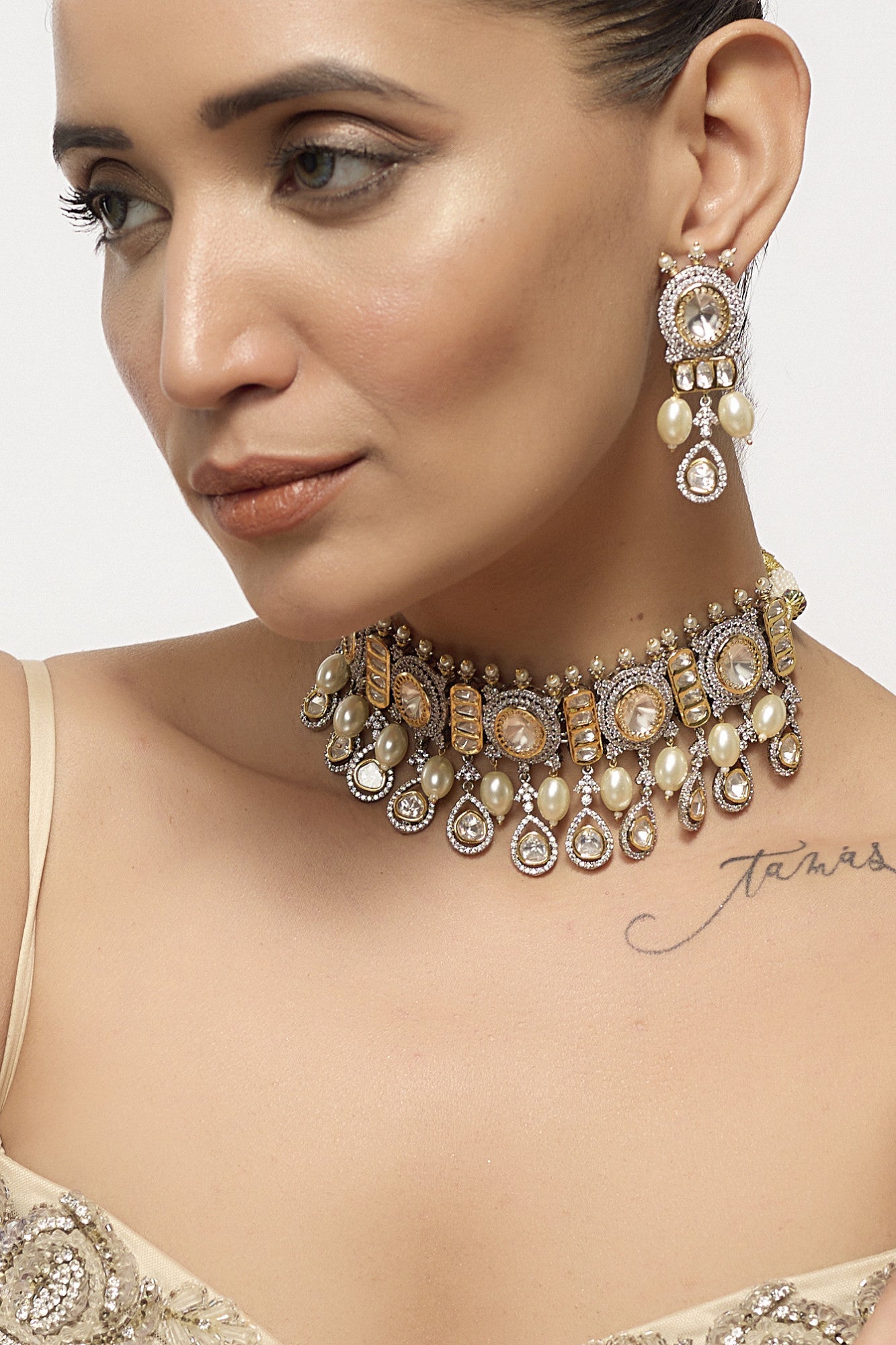 Gold Plated Kundan Stones Necklace Set